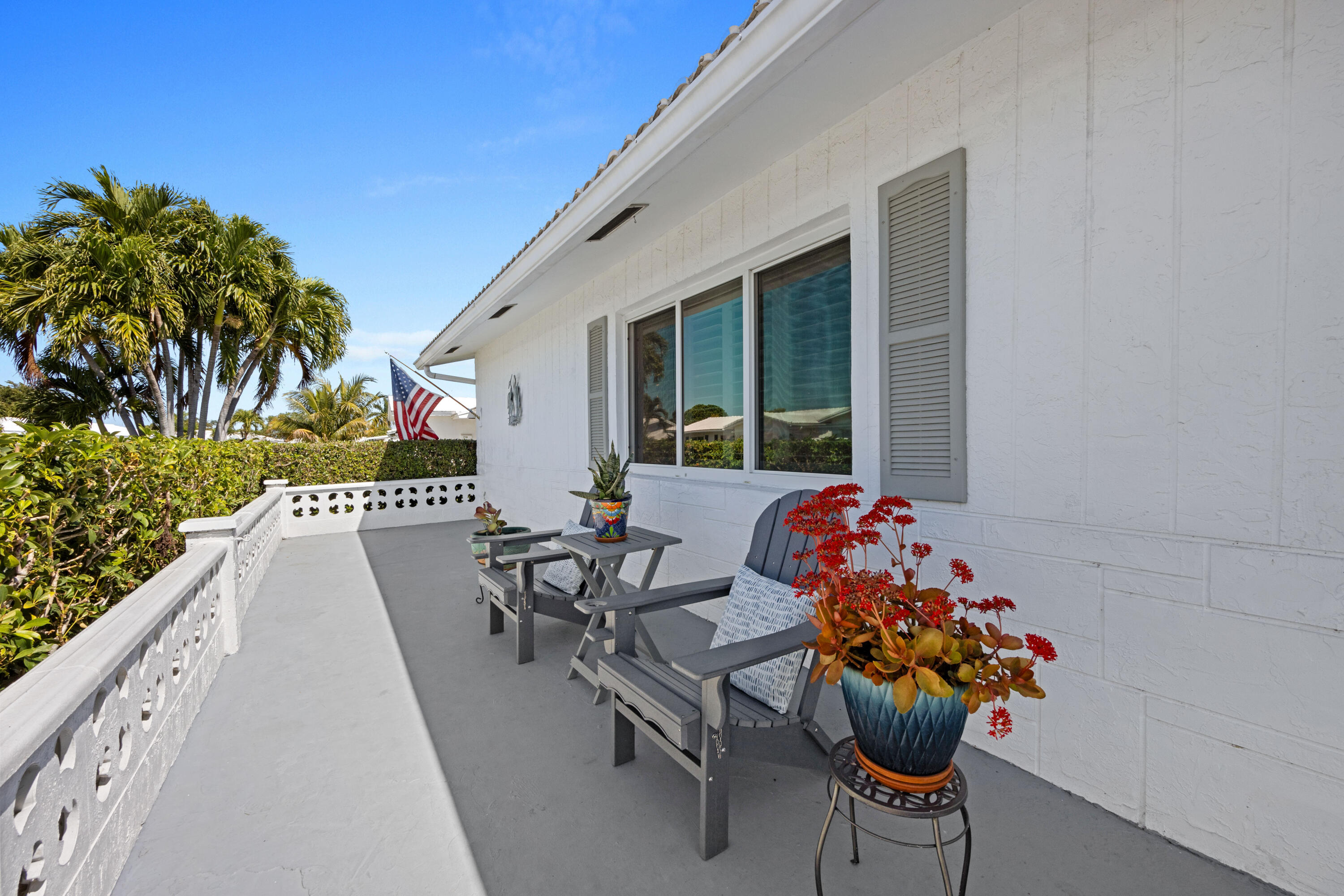 2112 Sw 22nd Street, Boynton Beach, Palm Beach County, Florida - 2 Bedrooms  
2 Bathrooms - 