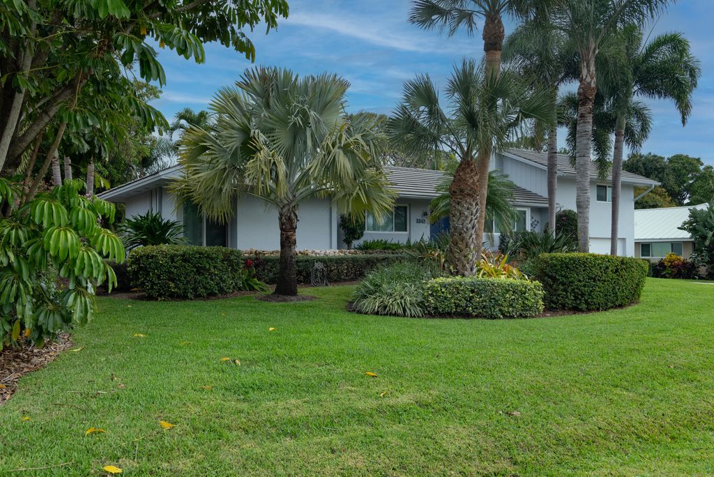 Photo of 3342 SE Court Drive, Stuart, FL 34997 (MLS # RX-11064773)