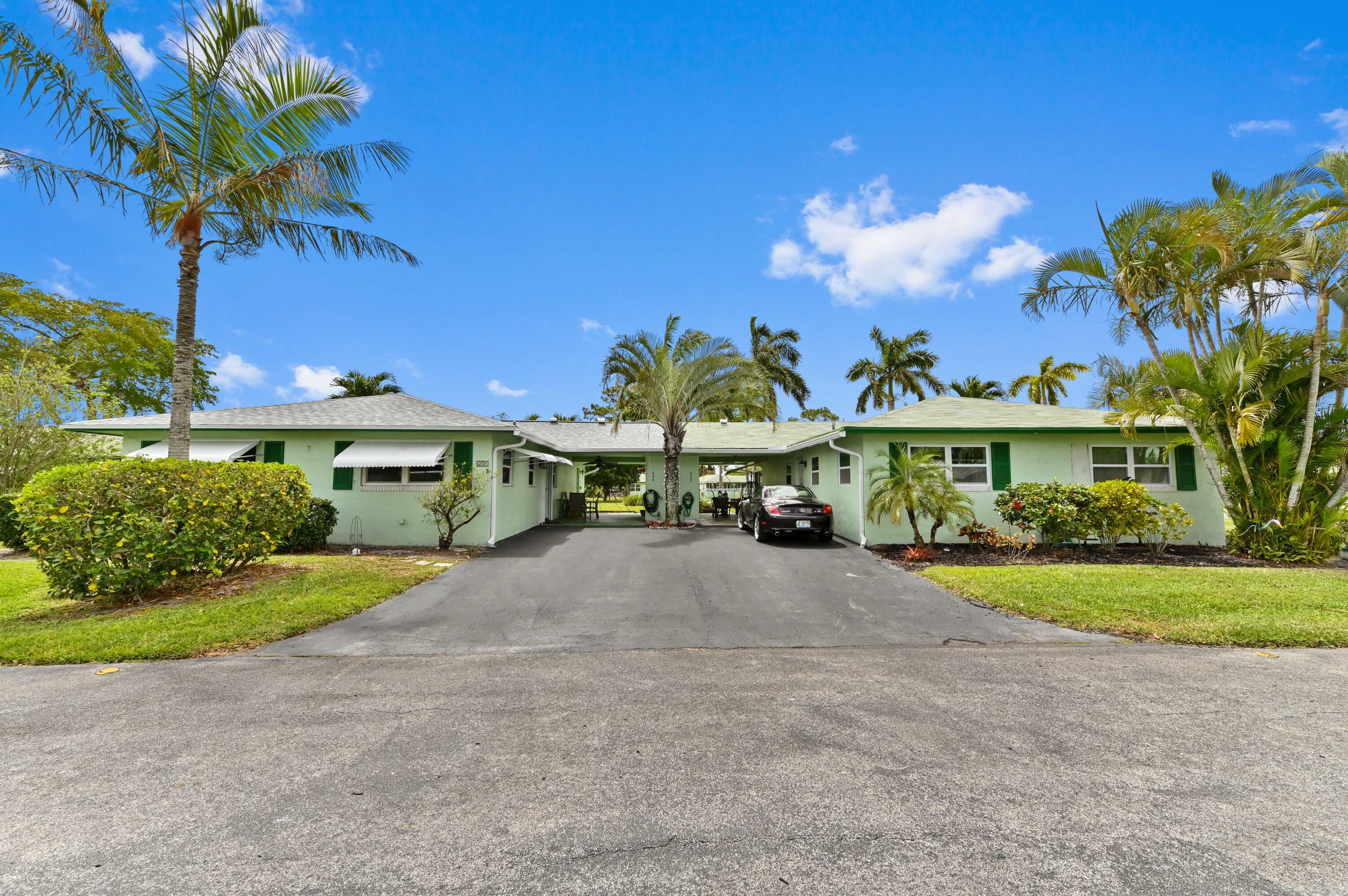 634 Hummingbird Lane, Delray Beach, Palm Beach County, Florida - 2 Bedrooms  
2 Bathrooms - 