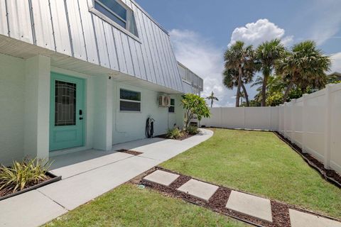 Photo of 346 Hernando Street #B, Fort Pierce, FL 34949 (MLS # RX-11124245)