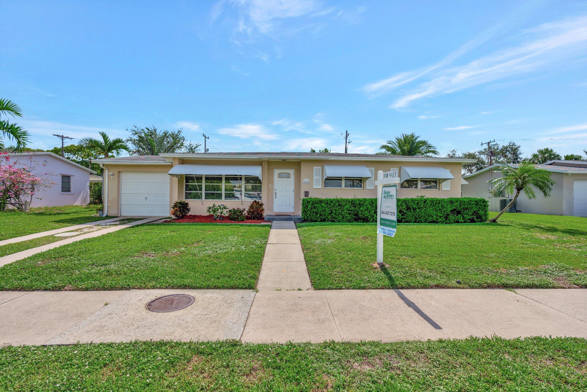 652 Eastwind Drive, North Palm Beach, Miami-Dade County, Florida - 3 Bedrooms  
2 Bathrooms - 