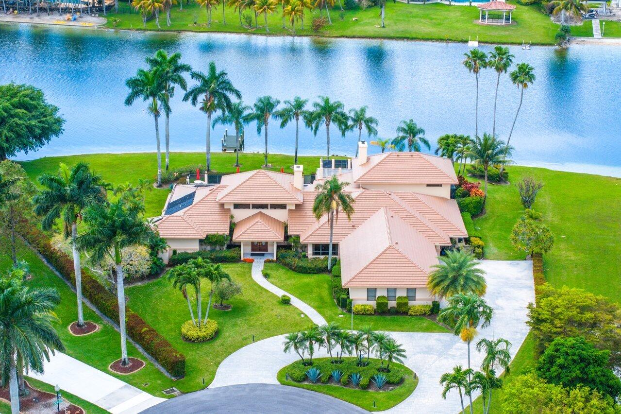 Property for Sale at 8631 Wendy Circle, West Palm Beach, Palm Beach County, Florida - Bedrooms: 5 
Bathrooms: 5.5  - $2,695,000
