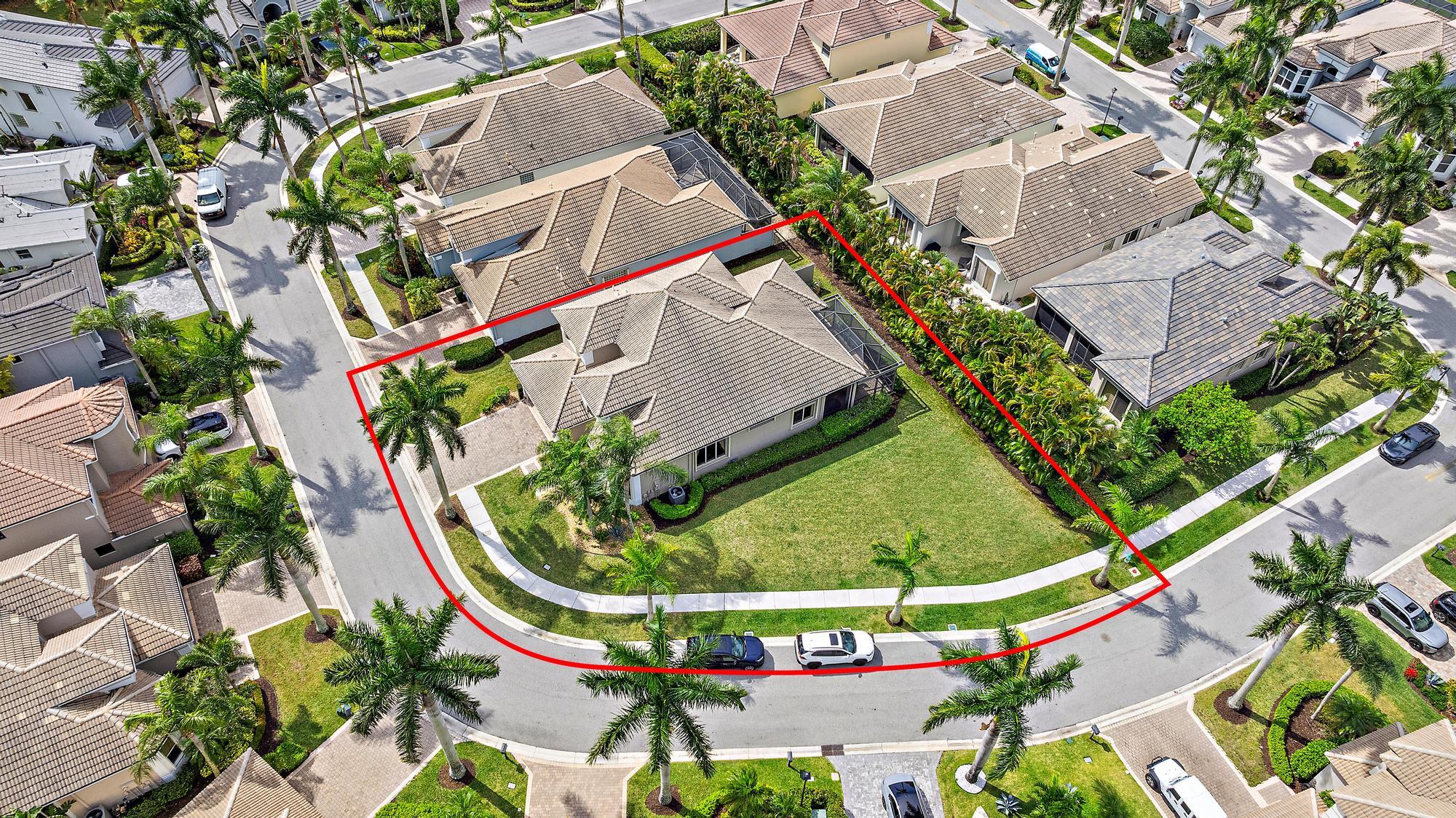 Property for Sale at 10657 Grande Boulevard, West Palm Beach, Palm Beach County, Florida - Bedrooms: 3 
Bathrooms: 2.5  - $615,000