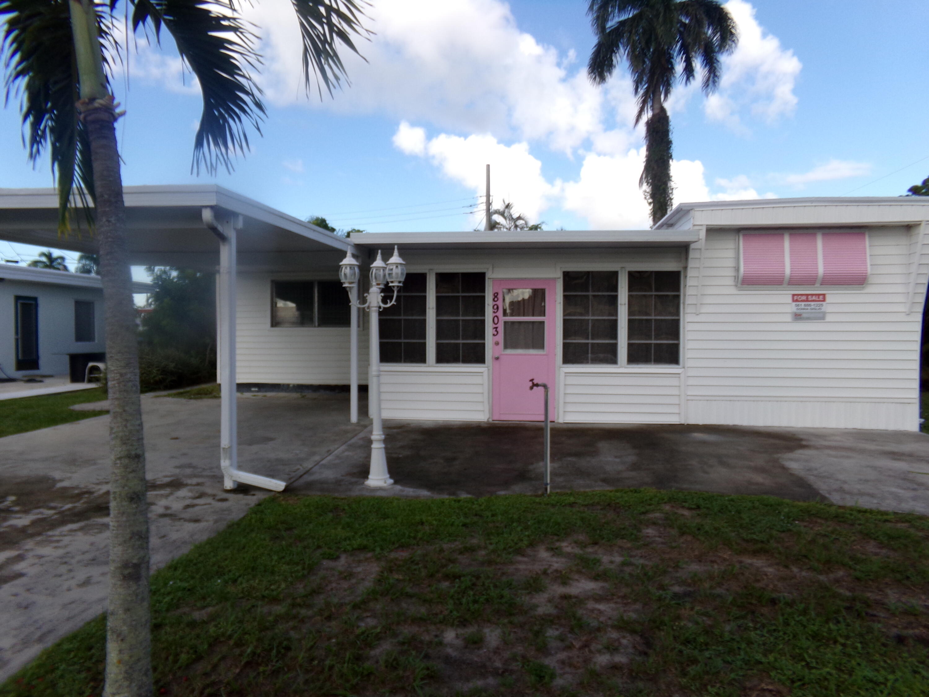 8903 Pine Street, Boynton Beach, Palm Beach County, Florida - 2 Bedrooms  
2 Bathrooms - 