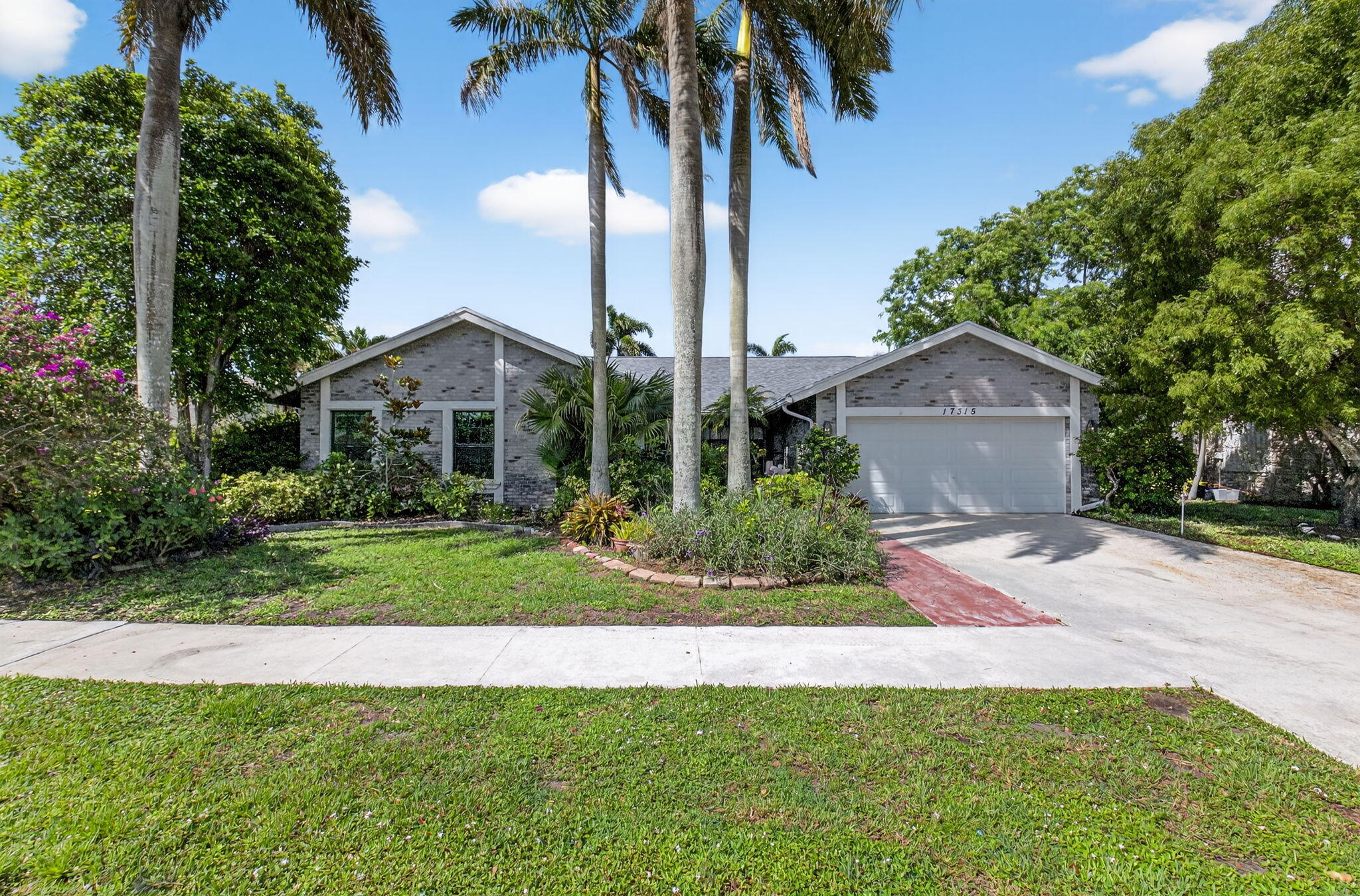 Property for Sale at 17315 Lake Park Road, Boca Raton, Palm Beach County, Florida - Bedrooms: 4 
Bathrooms: 2  - $850,000