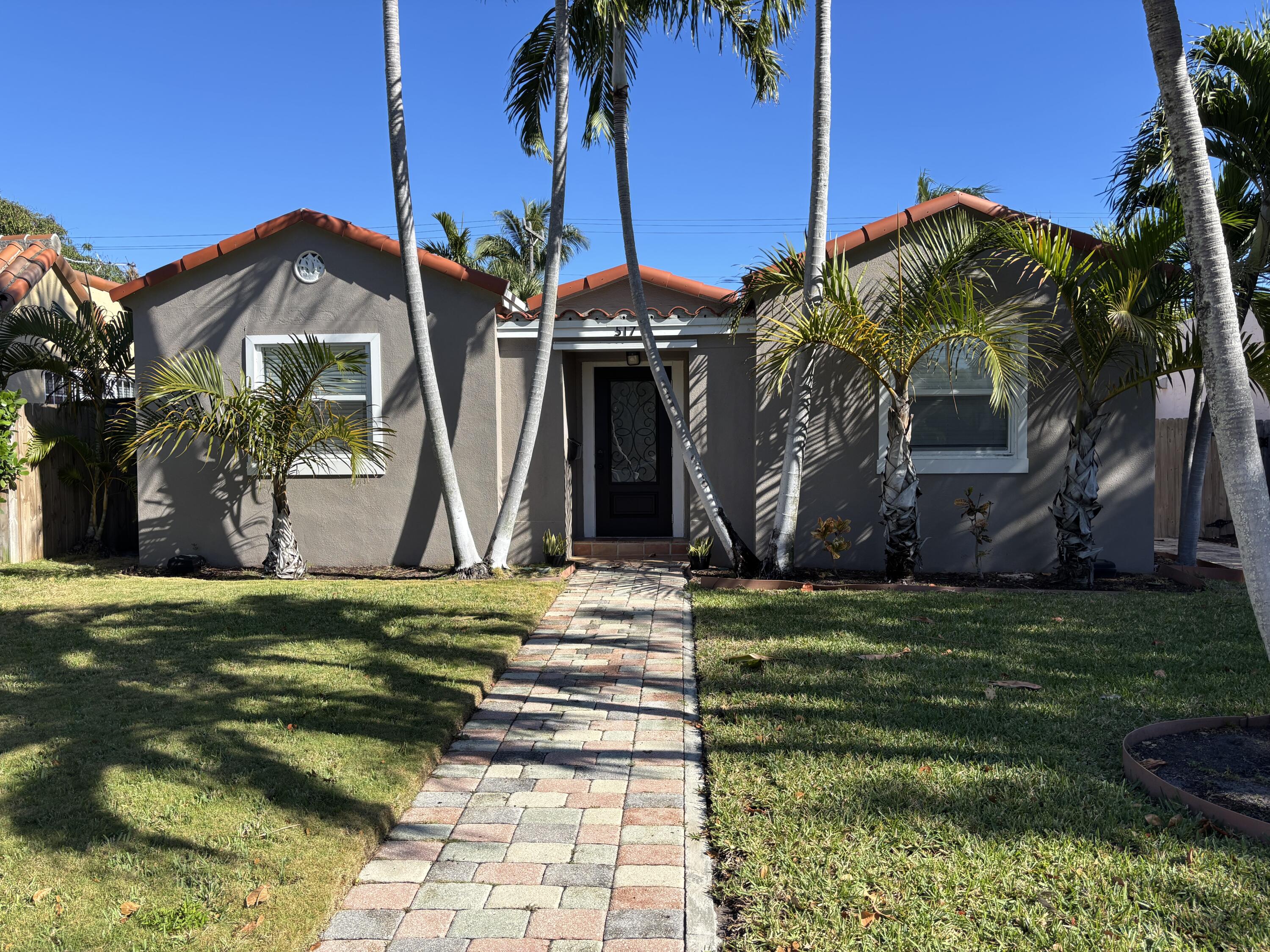 517 34th Street, West Palm Beach, Palm Beach County, Florida - 3 Bedrooms  
2 Bathrooms - 