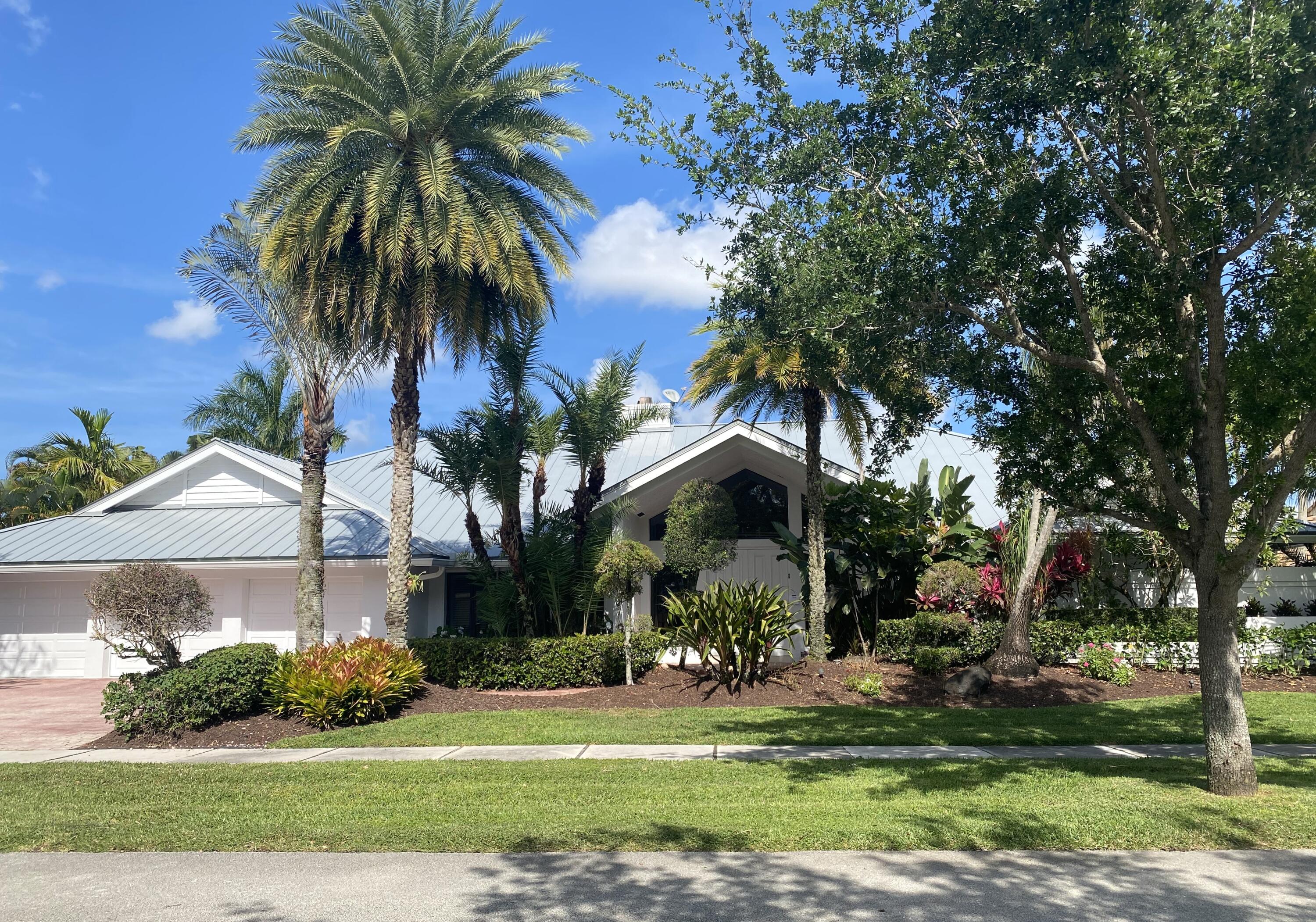Property for Sale at 4458 Woodfield Boulevard, Boca Raton, Palm Beach County, Florida - Bedrooms: 5 
Bathrooms: 4.5  - $2,350,000
