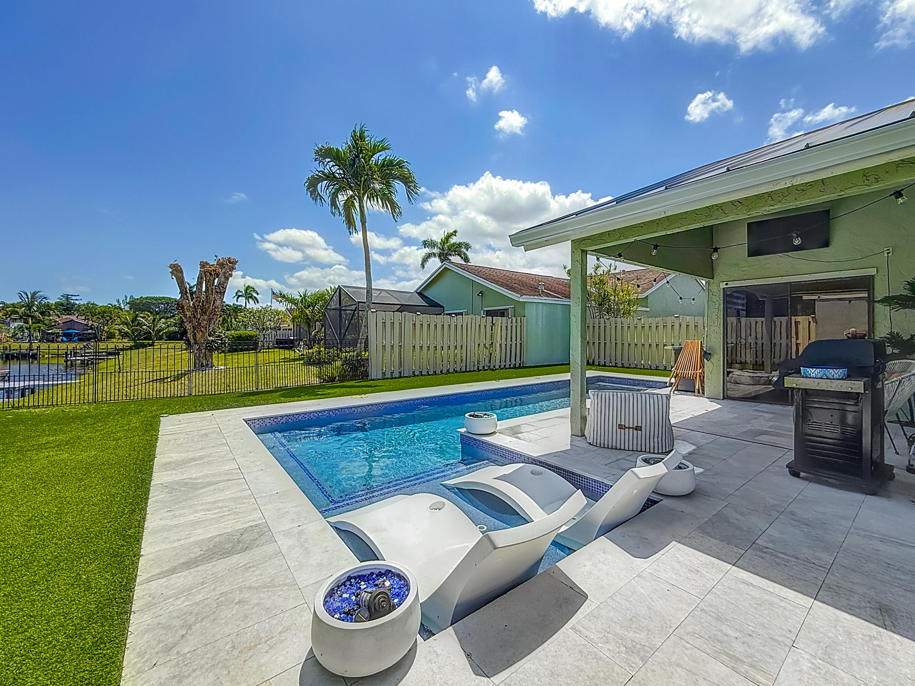 1215 Nw 19th Terrace, Delray Beach, Palm Beach County, Florida - 3 Bedrooms  
2 Bathrooms - 