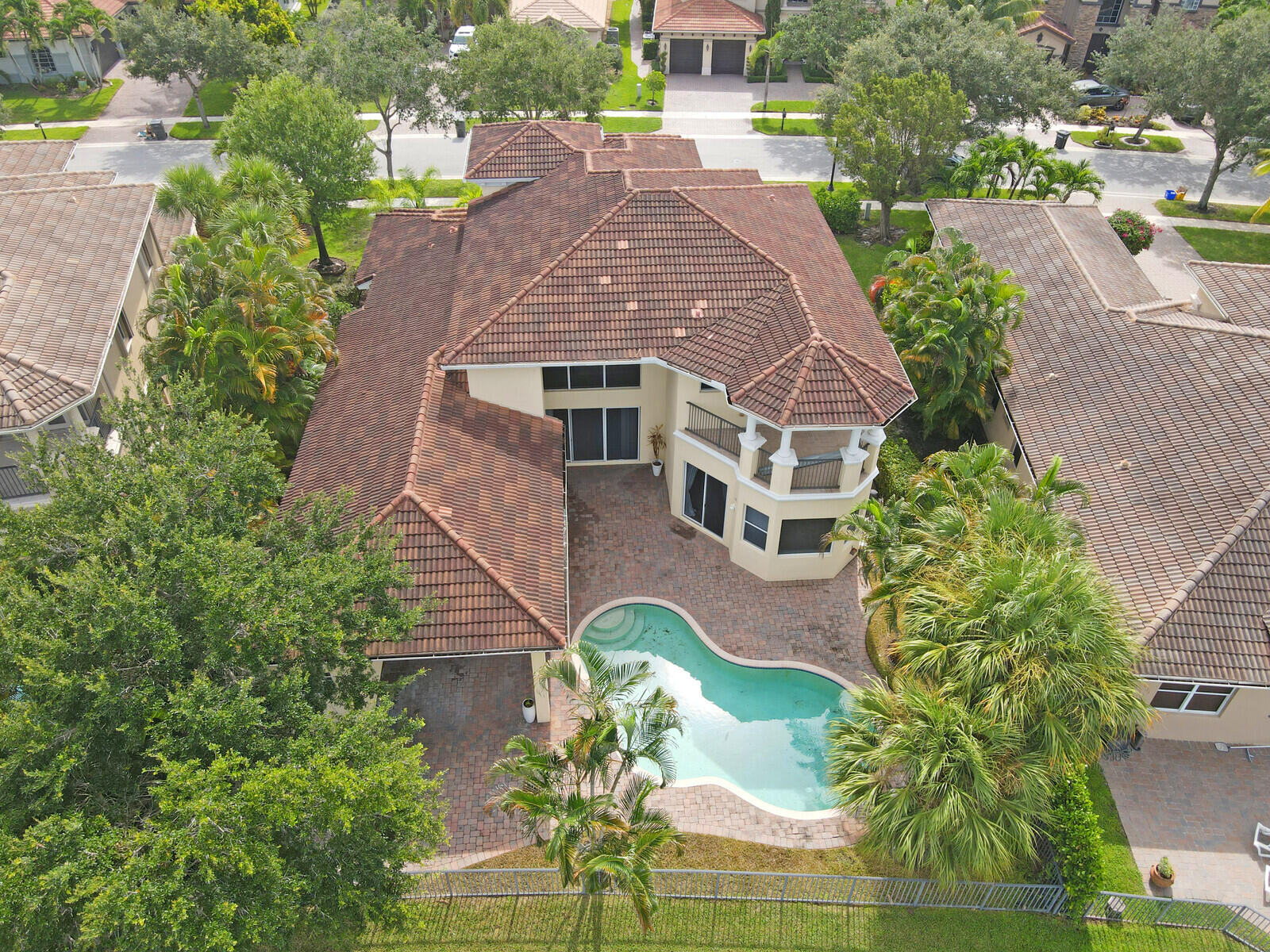 791 Montclaire Court, West Palm Beach, Palm Beach County, Florida - 4 Bedrooms  
4.5 Bathrooms - 