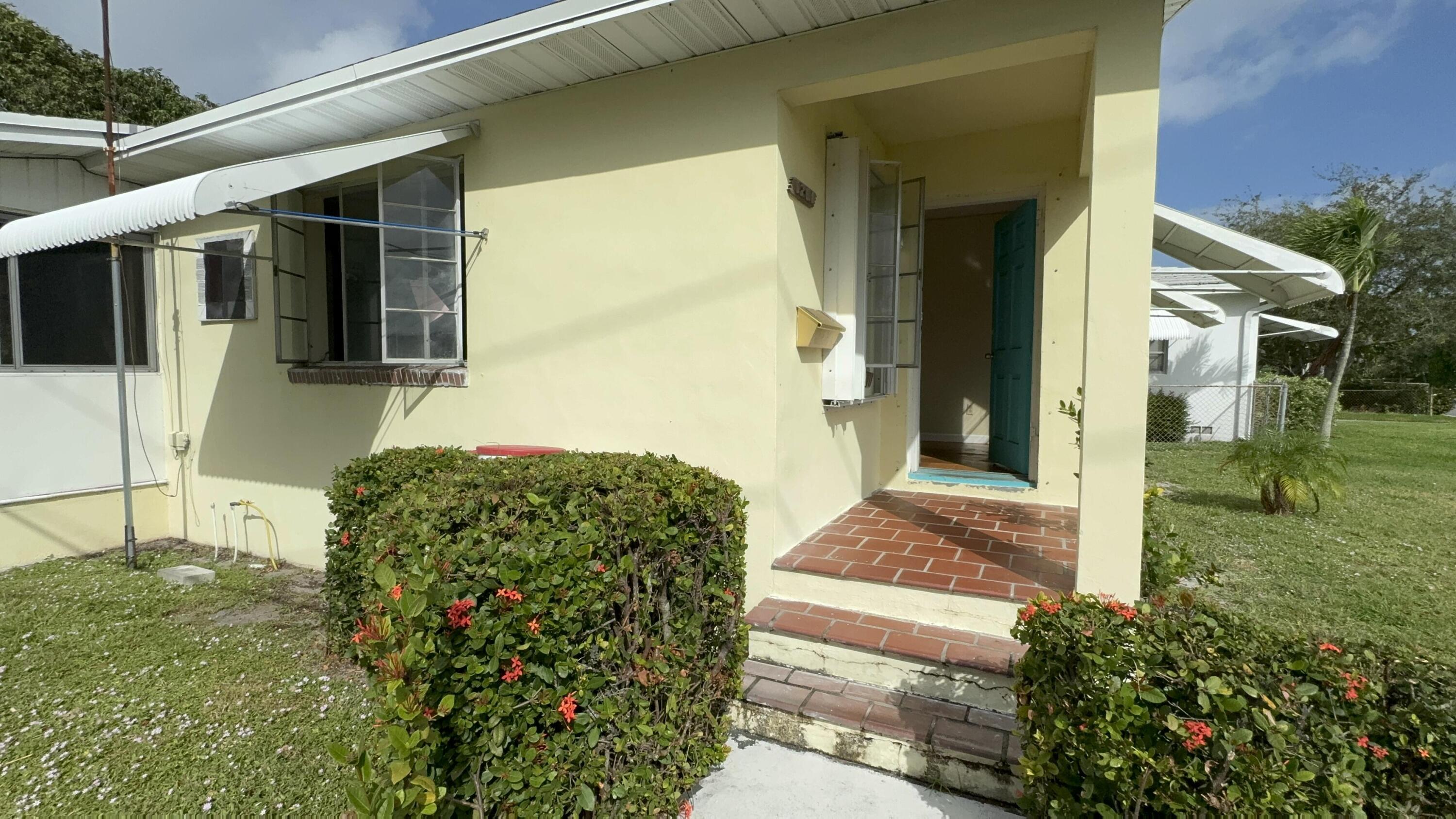 Property for Sale at 1201 N Palmway, Lake Worth Beach, Palm Beach County, Florida - Bedrooms: 2 
Bathrooms: 1  - $468,000