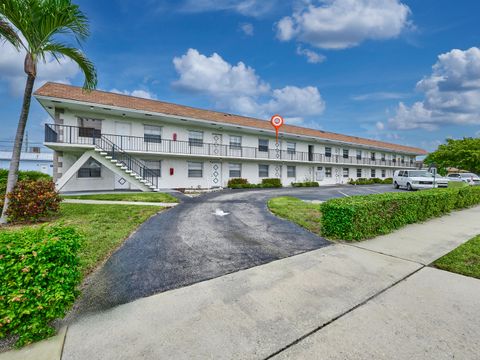 Photo of 227 Castlewood Drive #203, North Palm Beach, FL 33408 (MLS # RX-11116746)