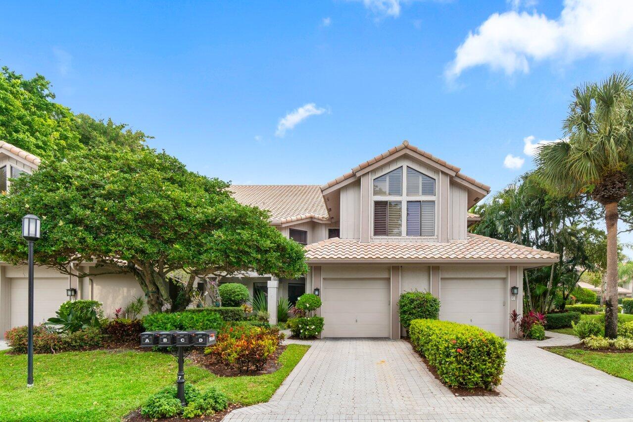 16898 Isle Of Palms Drive D, Delray Beach, Palm Beach County, Florida - 3 Bedrooms  
2.5 Bathrooms - 