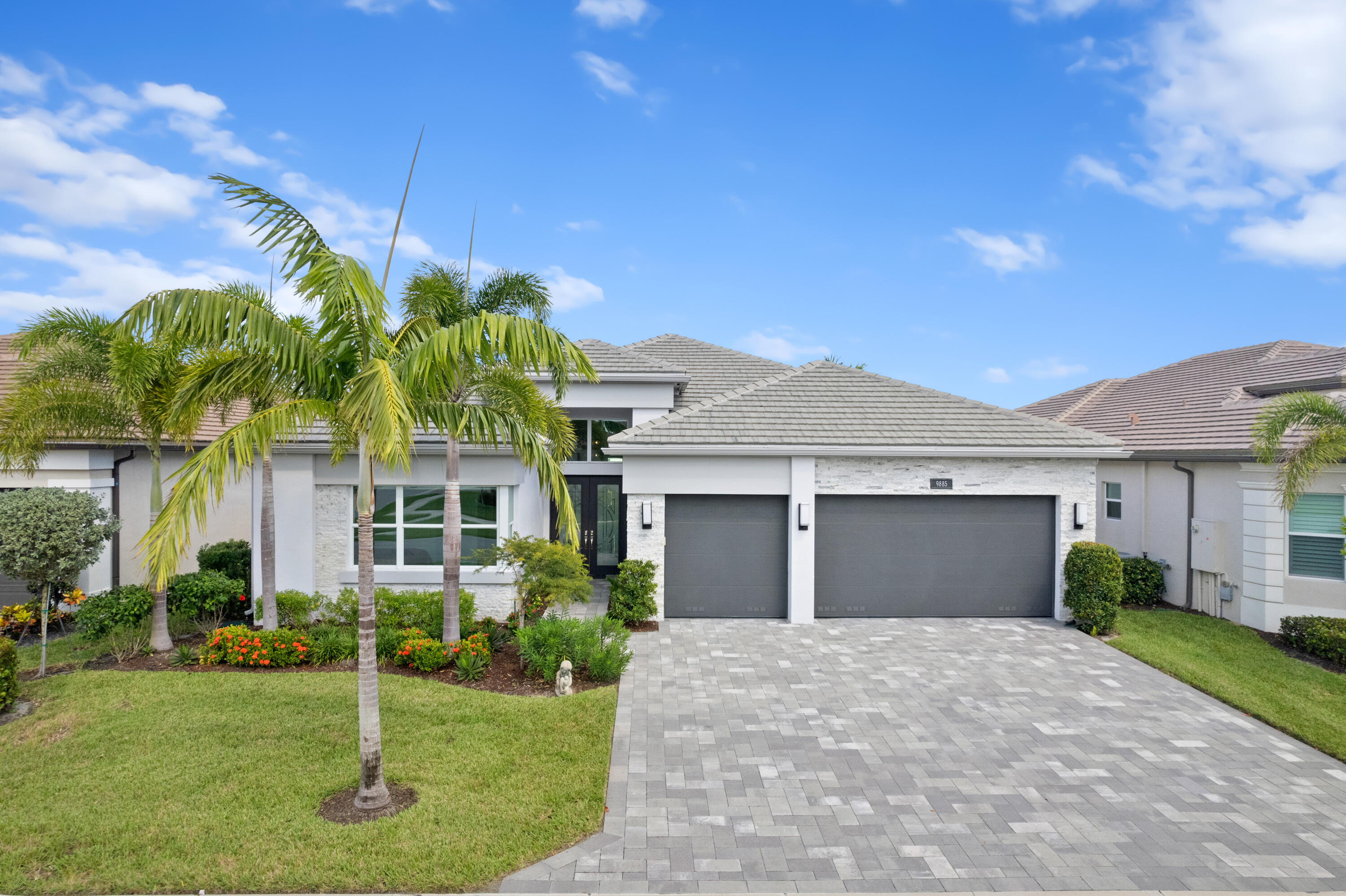 9885 Great Barrier Trail, Boynton Beach, Palm Beach County, Florida - 3 Bedrooms  
3.5 Bathrooms - 