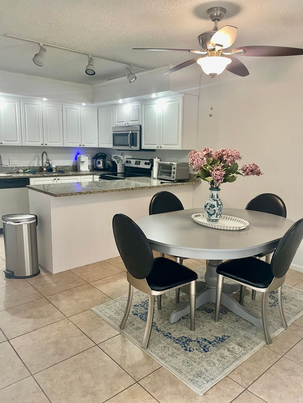 Photo of 1605 16th Terrace, Palm Beach Gardens, FL 33418 (MLS # RX-11115853)