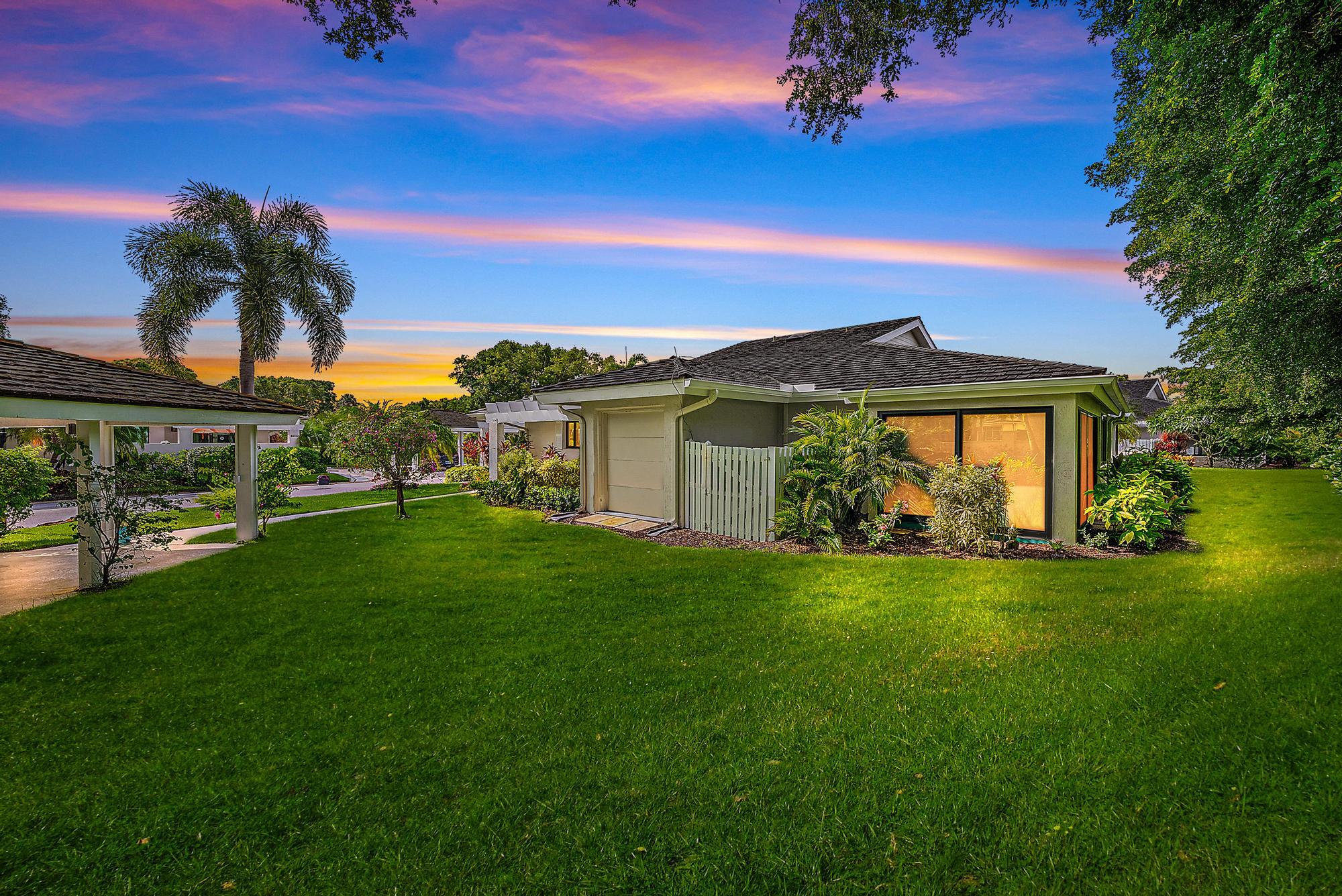 Property for Sale at 3596 Freshwater Drive, Jupiter, Palm Beach County, Florida - Bedrooms: 2 
Bathrooms: 2  - $690,000