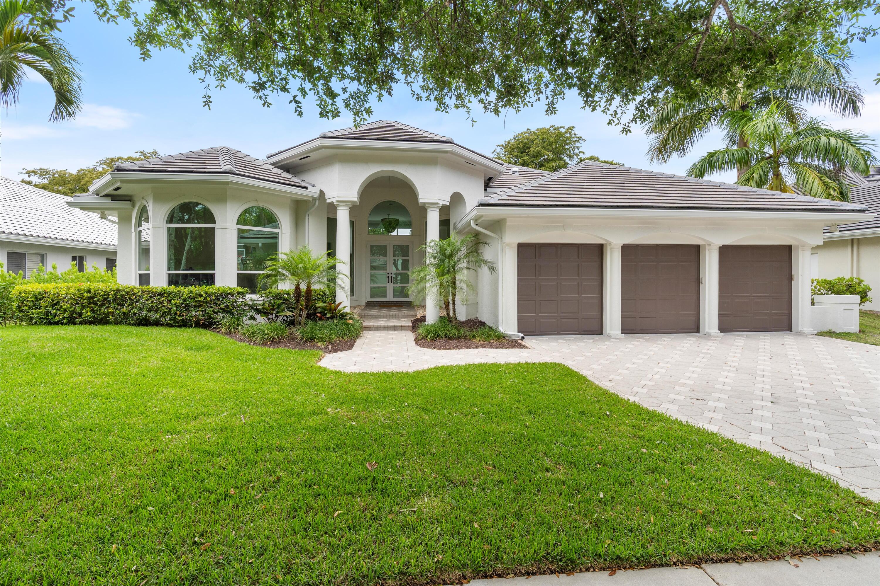 6247 Nw 33rd Avenue, Boca Raton, Palm Beach County, Florida - 4 Bedrooms  
3.5 Bathrooms - 