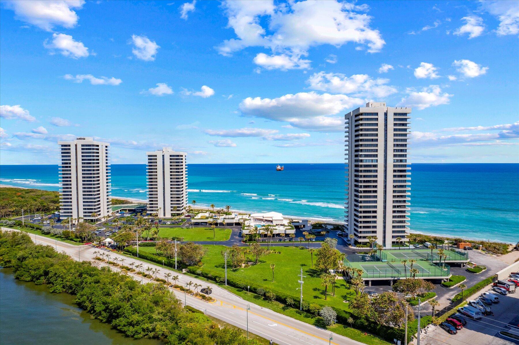 Property for Sale at 5540 N Ocean Drive 9D, Singer Island, Palm Beach County, Florida - Bedrooms: 2 
Bathrooms: 2  - $1,180,000