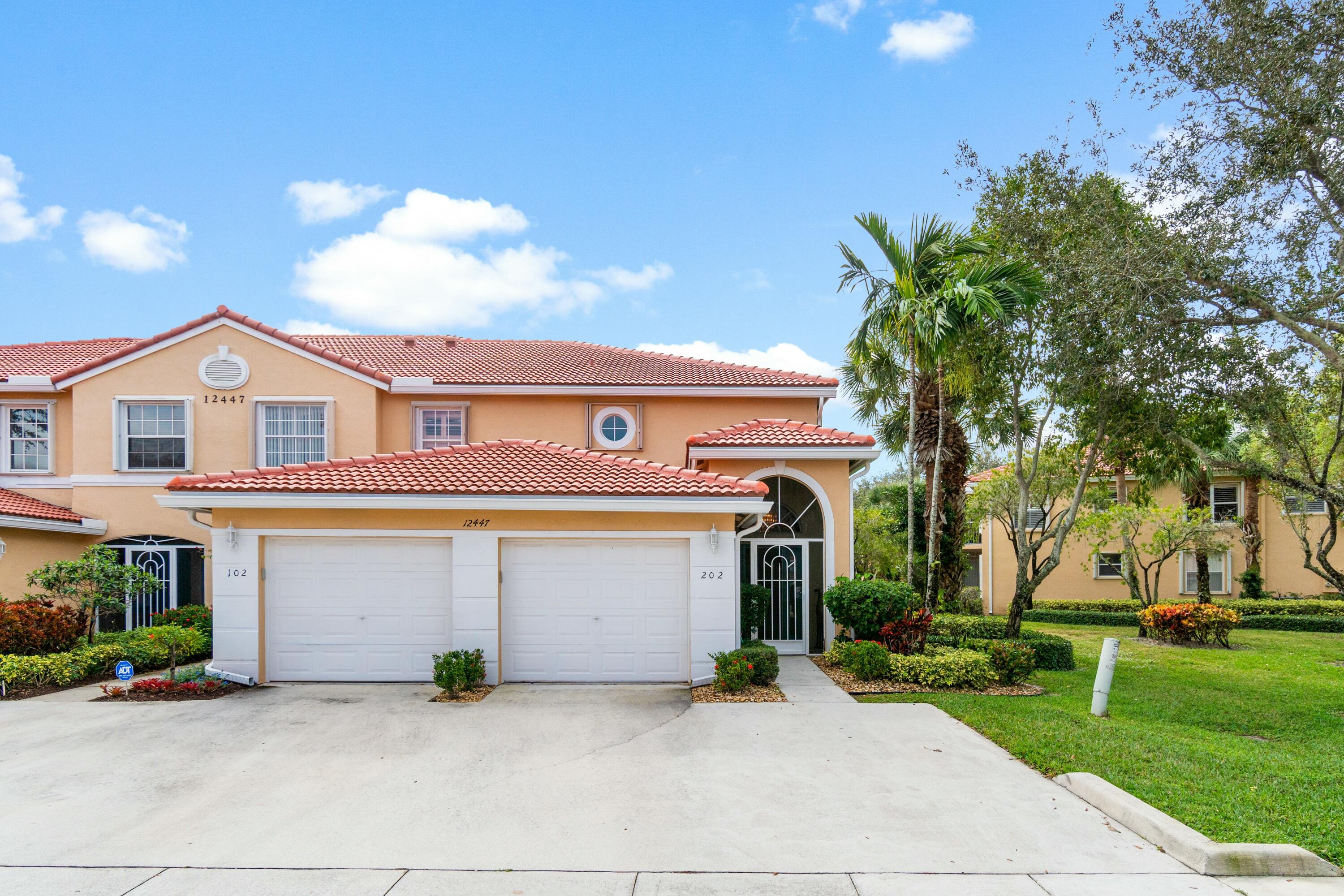 12447 Crystal Pointe Drive 202, Boynton Beach, Palm Beach County, Florida - 3 Bedrooms  
2 Bathrooms - 