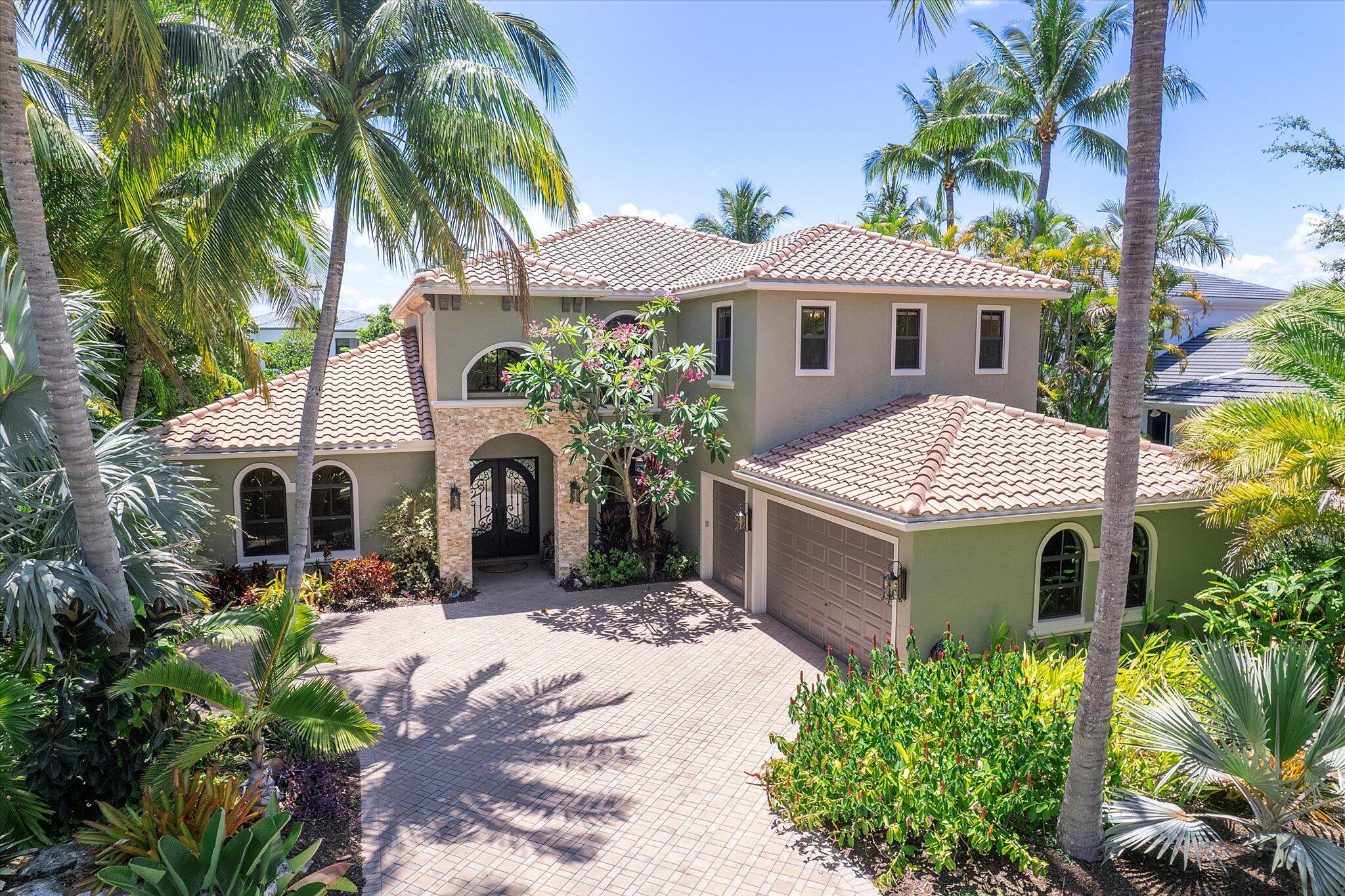 17585 Middlebrook Way, Boca Raton, Palm Beach County, Florida - 5 Bedrooms  
4 Bathrooms - 