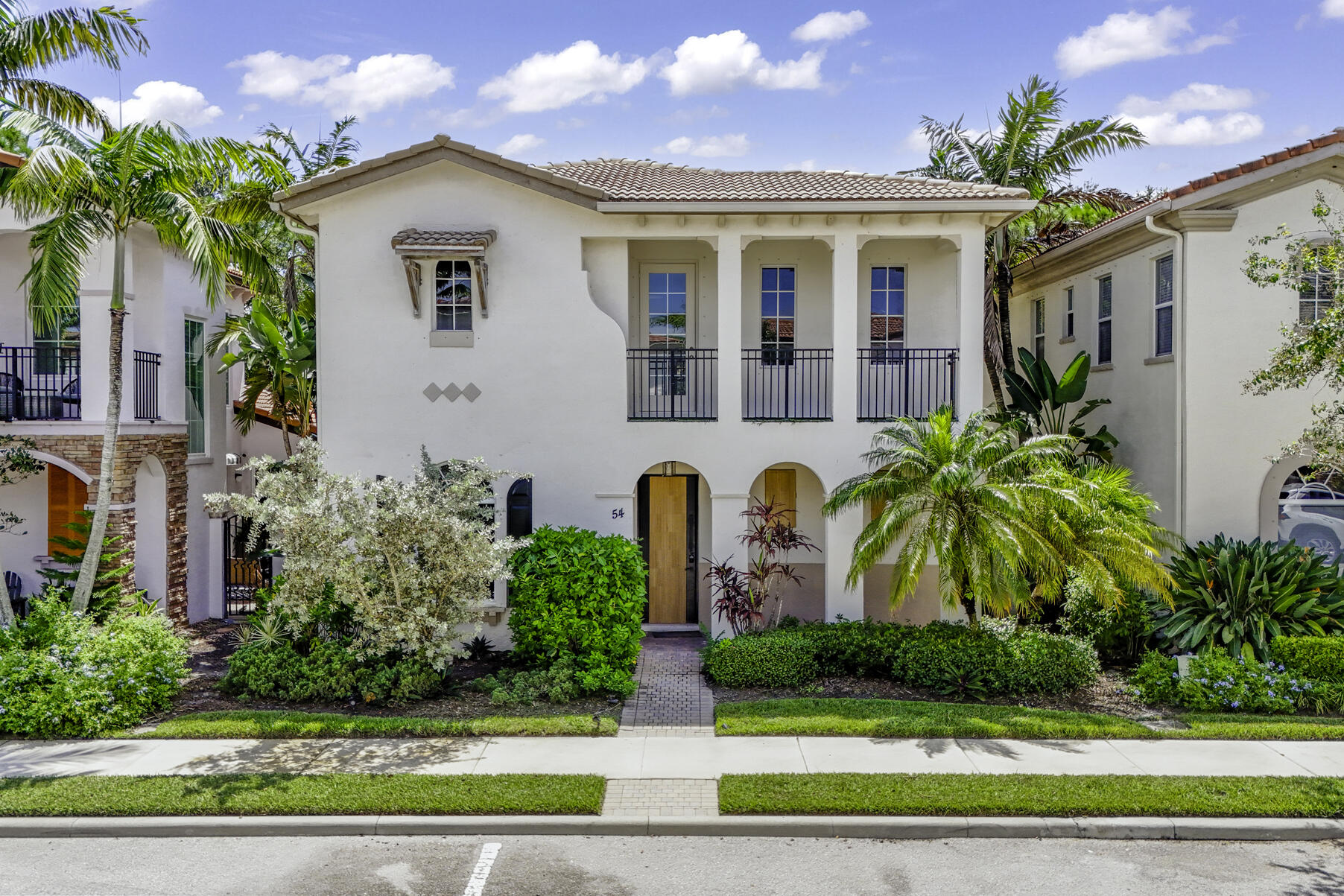 Photo 1 of 54 Stoney Drive, Palm Beach Gardens, Florida, $895,000, Web #: 11018474