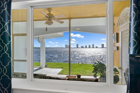Photo of 100 Shore Court #105, North Palm Beach, FL 33408 (MLS # RX-11129332)