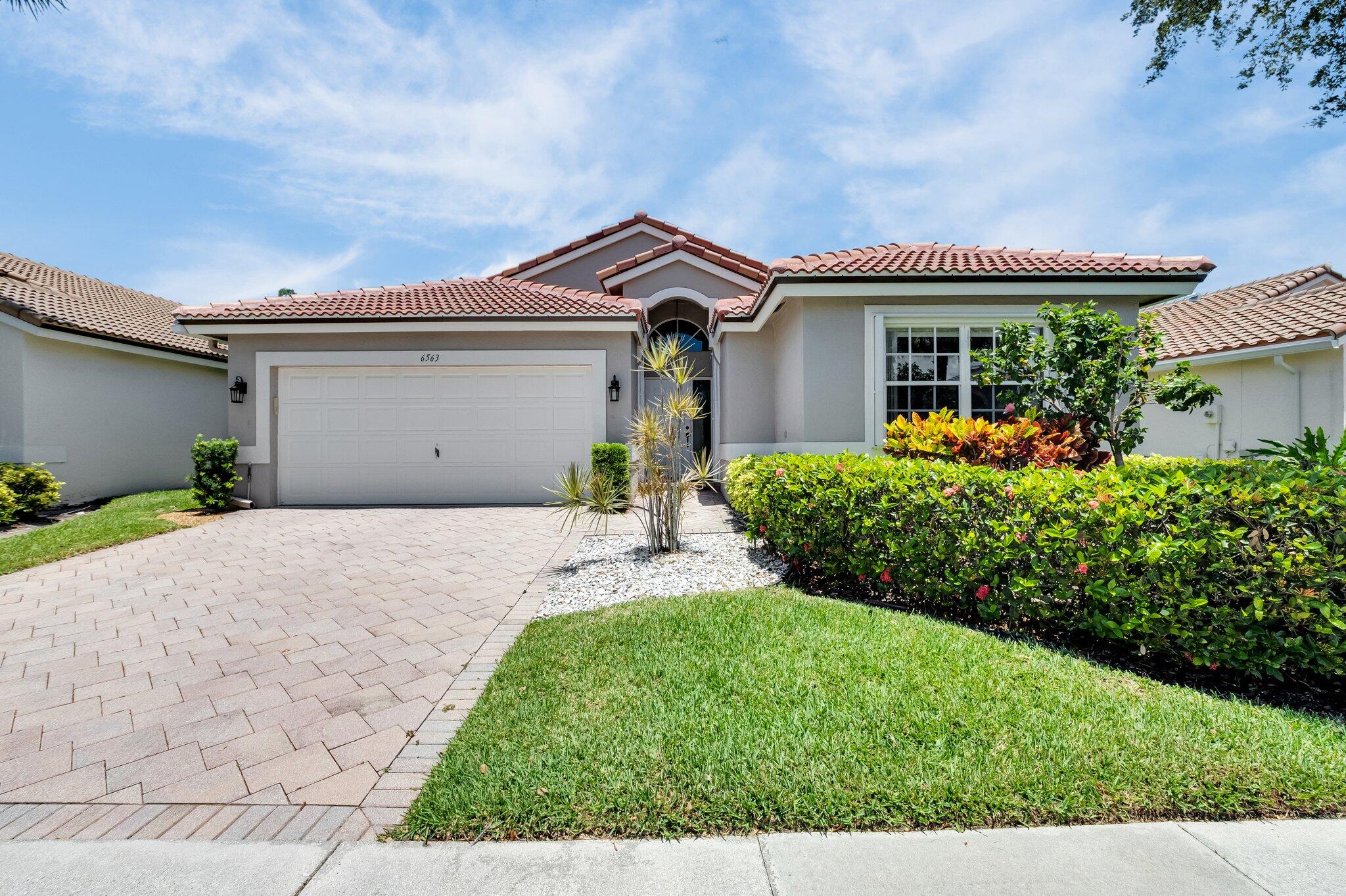 Property for Sale at 6563 Kings Creek Terrace, Boynton Beach, Palm Beach County, Florida - Bedrooms: 3 
Bathrooms: 2  - $459,000