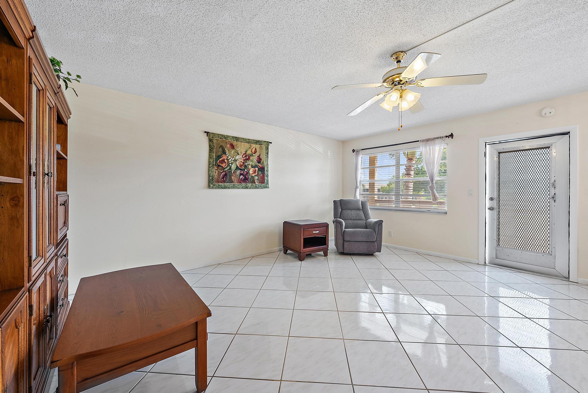 222 Wellington G