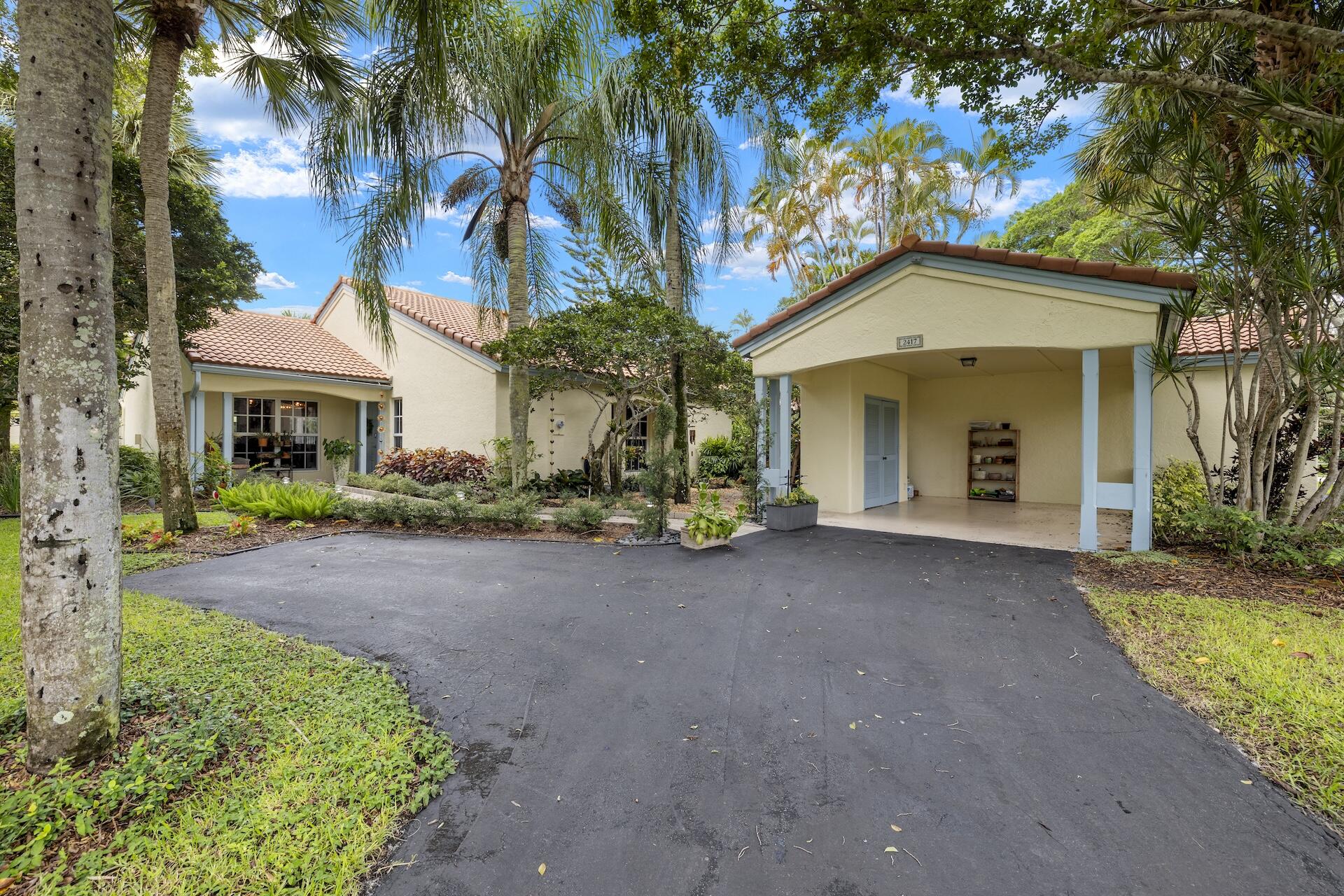 2417 Vista Del Prado Drive, Wellington, Palm Beach County, Florida - 3 Bedrooms  
2 Bathrooms - 