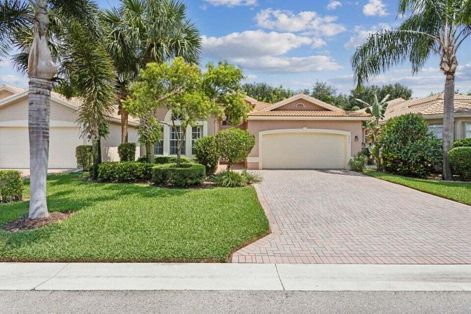 6573 Hermosa Beach Lane, Delray Beach, Palm Beach County, Florida - 3 Bedrooms  
2 Bathrooms - 