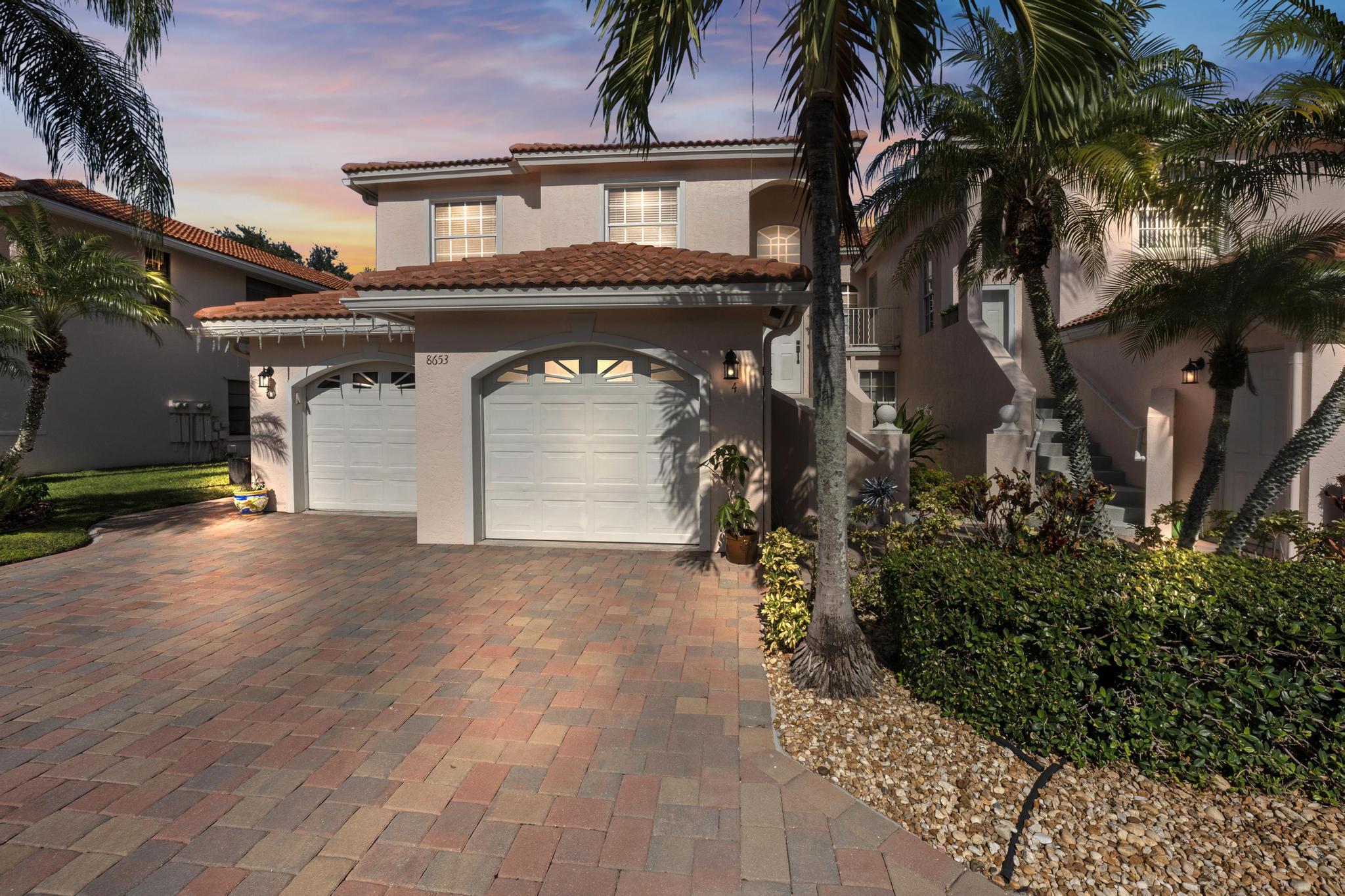 8653 Via Reale 49U, Boca Raton, Palm Beach County, Florida - 3 Bedrooms  
2 Bathrooms - 