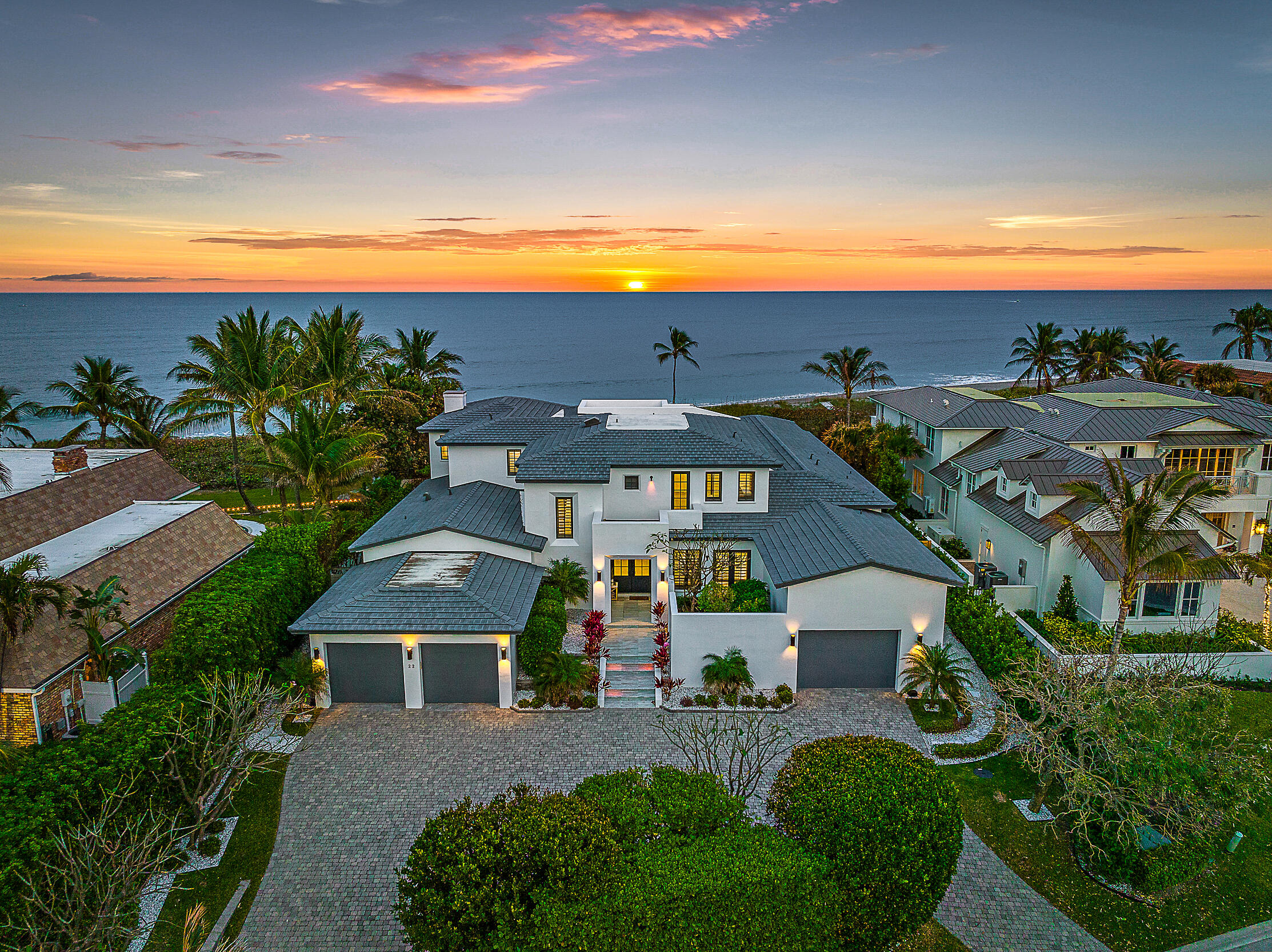Photo 1 of 22 Ocean Drive, Jupiter Inlet Colony, Florida, $14,950,000, Web #: 10947642