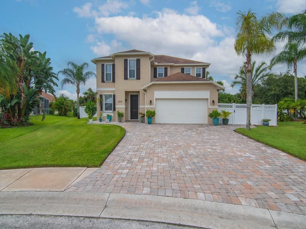 Photo of 6575 36th Lane, Vero Beach, FL 32966 (MLS # RX-11128207)