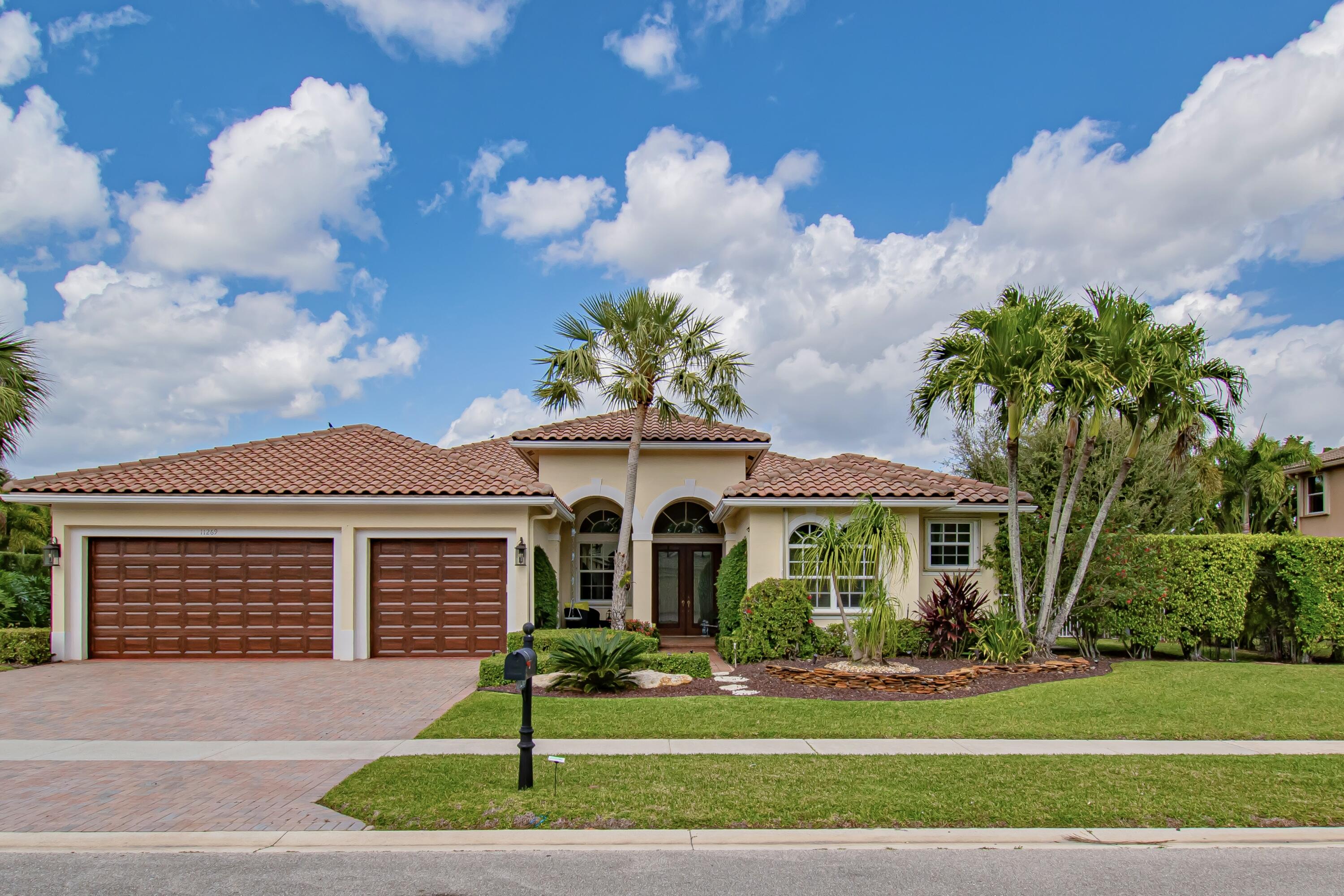 Property for Sale at 11269 Mainsail Court, Wellington, Palm Beach County, Florida - Bedrooms: 5 
Bathrooms: 3  - $1,150,000