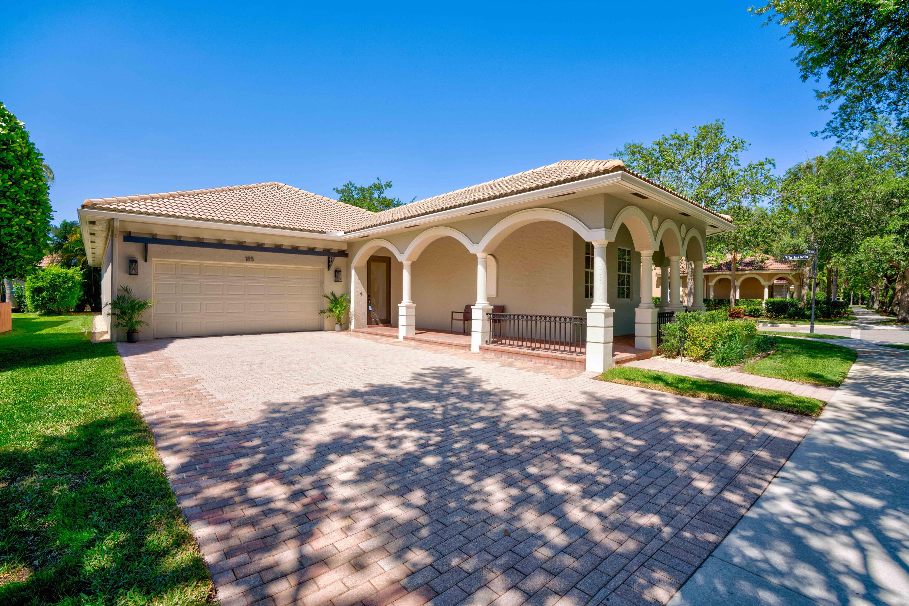 Property for Sale at 185 Via Rosina, Jupiter, Palm Beach County, Florida - Bedrooms: 3 
Bathrooms: 2.5  - $1,030,000