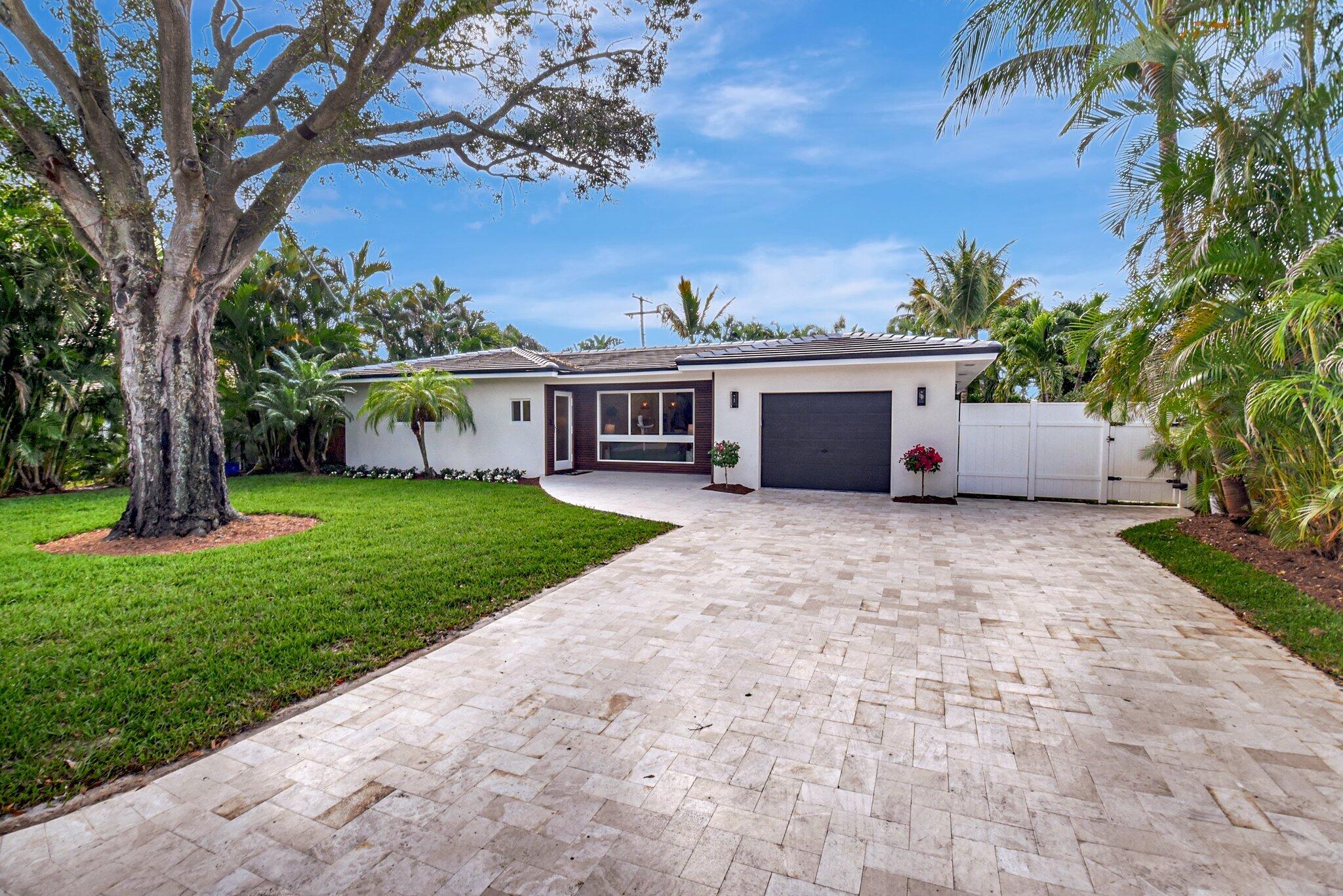 2829 Sw 5th Street, Boynton Beach, Palm Beach County, Florida - 4 Bedrooms  
3 Bathrooms - 