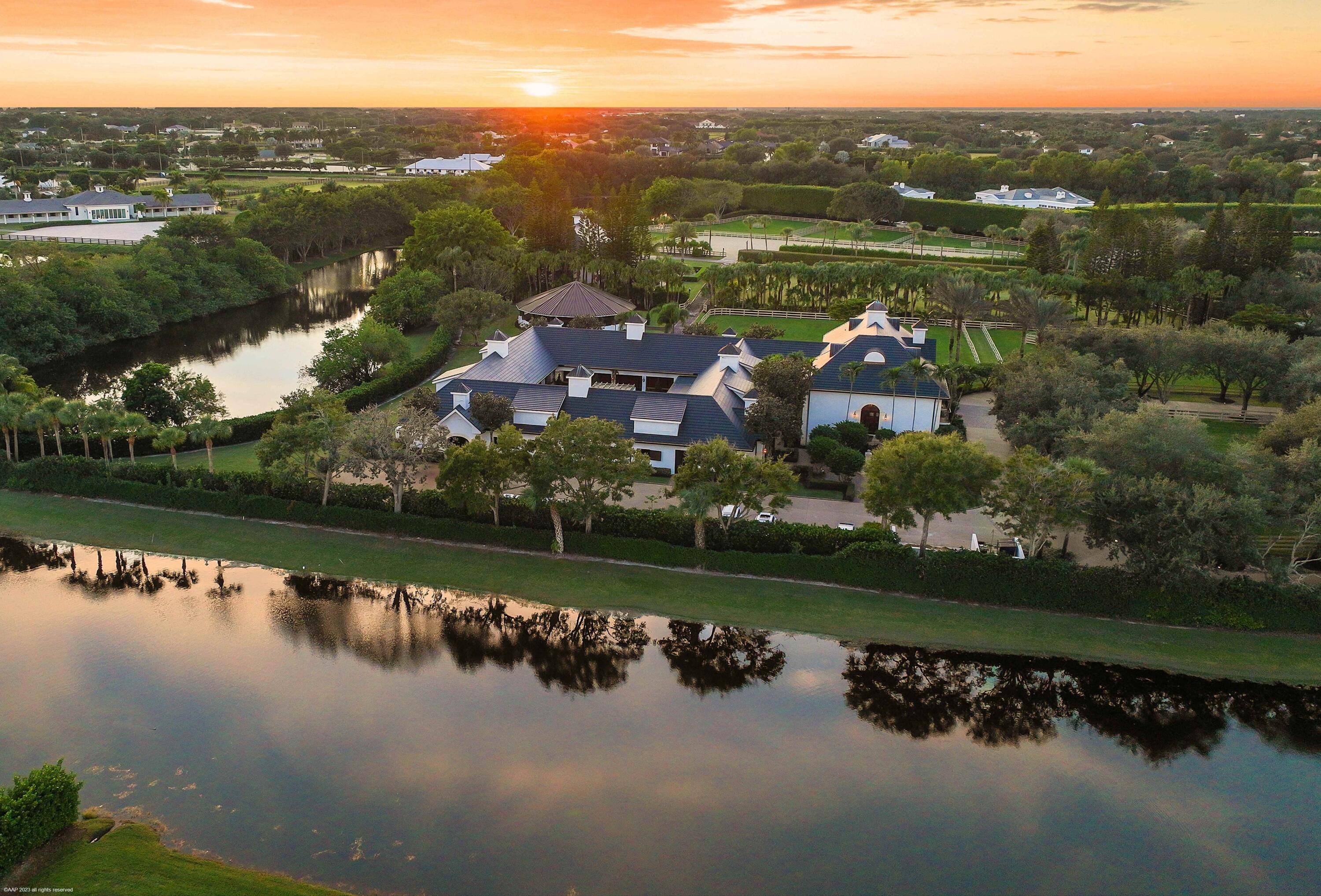 3585 Olde Hampton Drive, Wellington, Palm Beach County, Florida - 13 Bedrooms  
7.5 Bathrooms - 