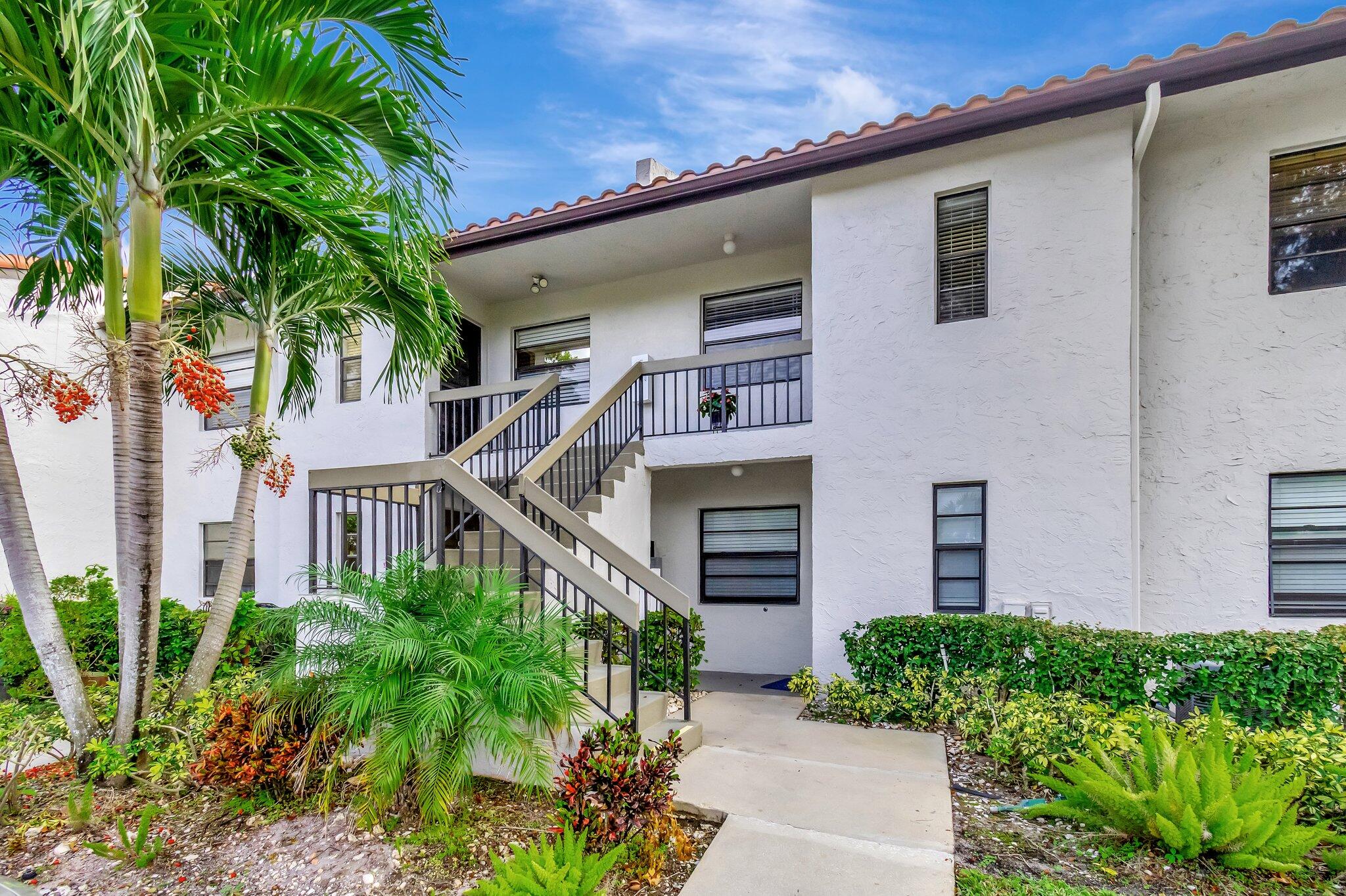 21404 Cypress Hammock Drive 45F, Boca Raton, Palm Beach County, Florida - 2 Bedrooms  
2 Bathrooms - 