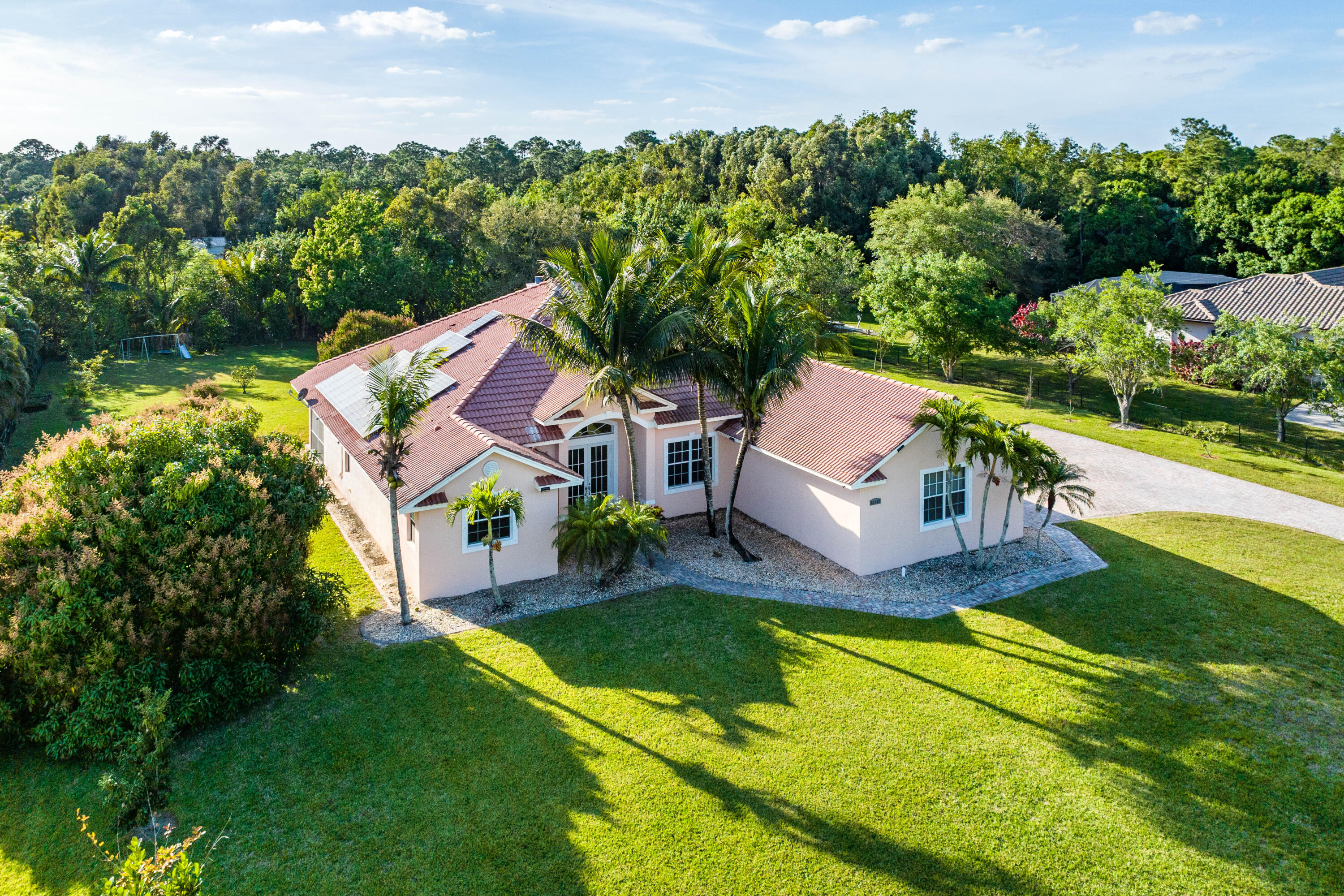 15889 110th Avenue, Jupiter, Palm Beach County, Florida - 4 Bedrooms  
3 Bathrooms - 