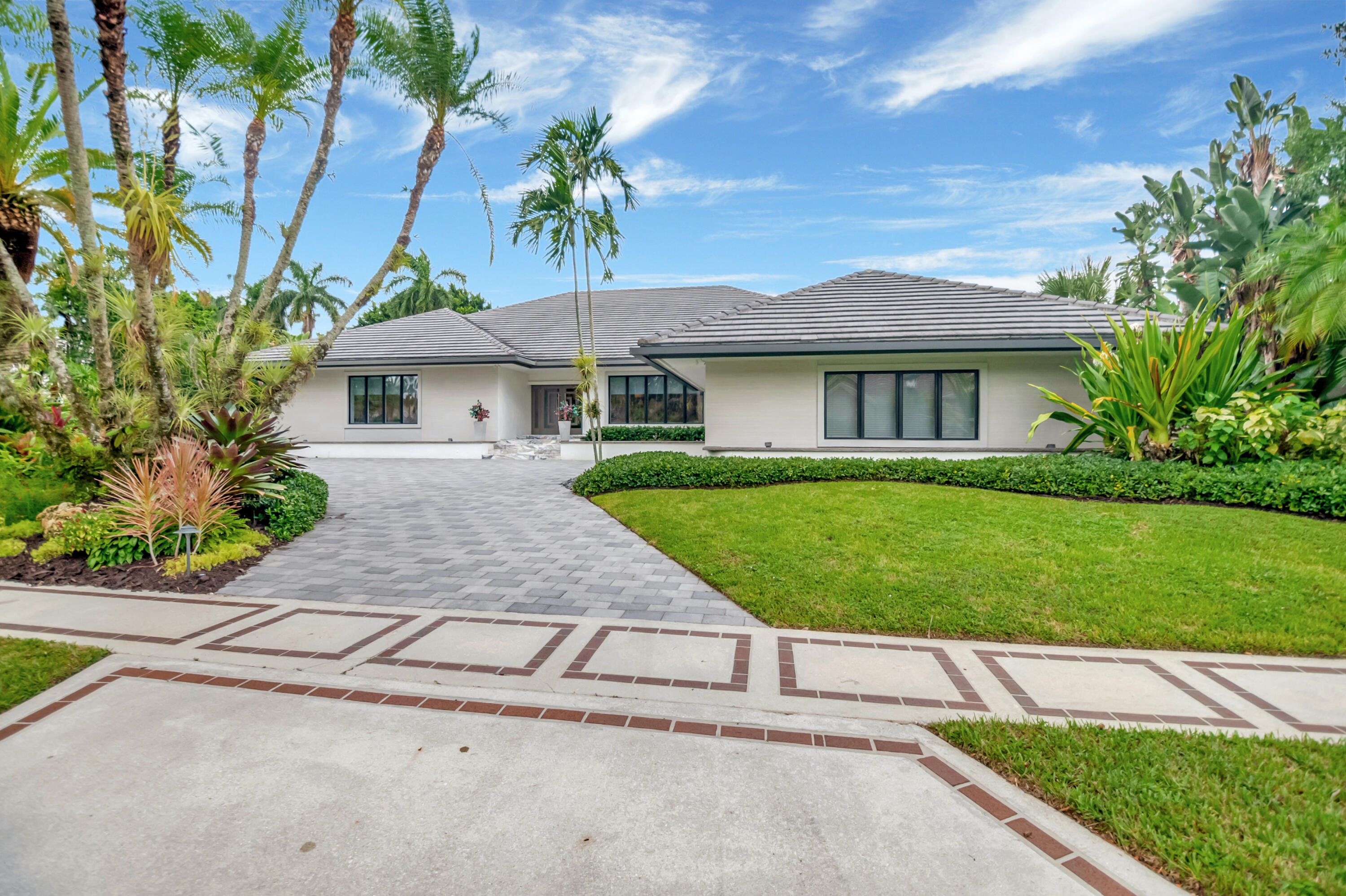 Property for Sale at 19672 Oakbrook Circle, Boca Raton, Palm Beach County, Florida - Bedrooms: 4 
Bathrooms: 4.5  - $2,999,000