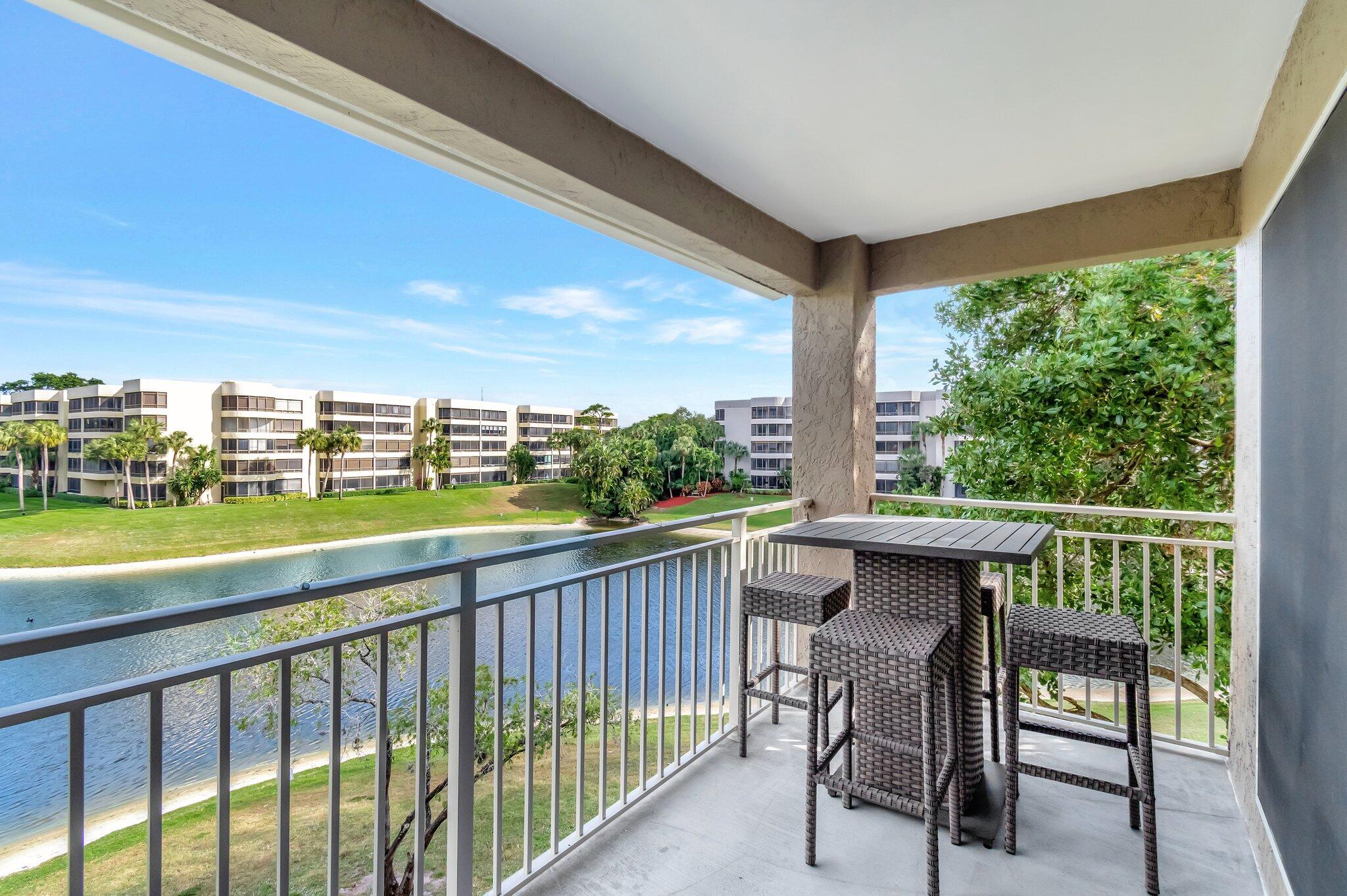 1865 Palm Cove Boulevard 9-304, Delray Beach, Palm Beach County, Florida - 1 Bedrooms  
1 Bathrooms - 