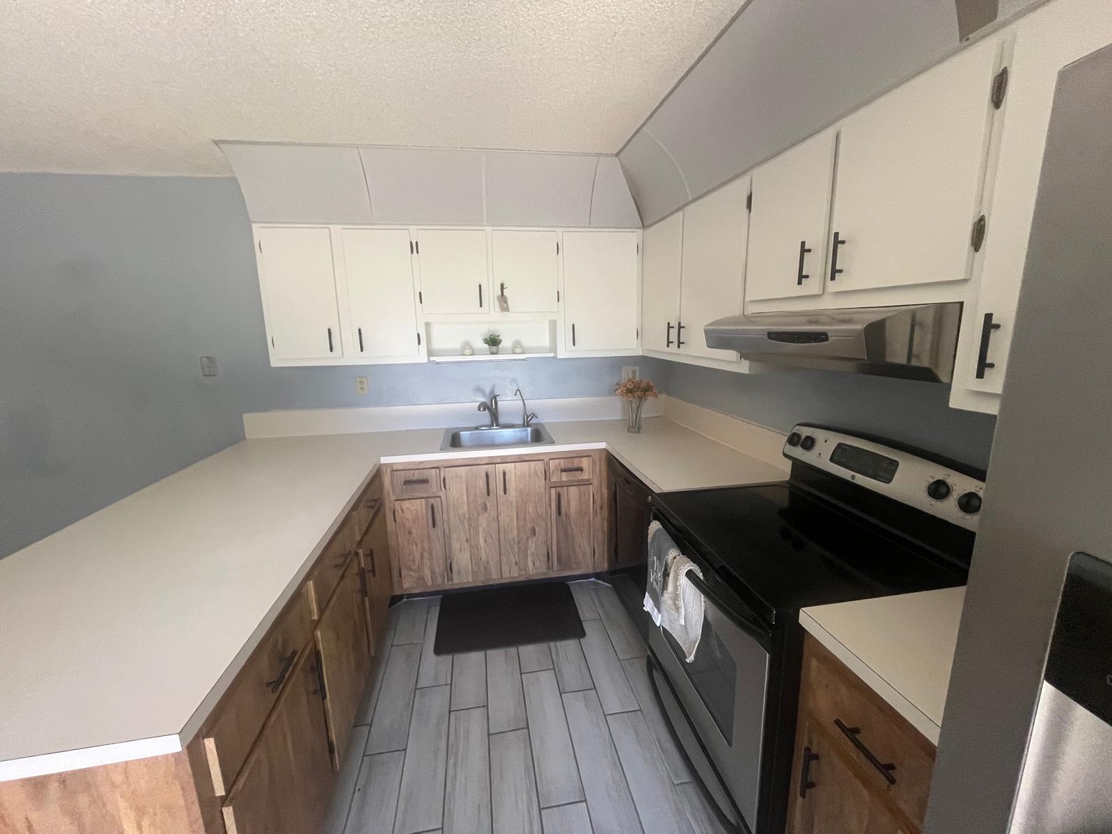 Property for Sale at 2717 Se 27th Way D, Boynton Beach, Palm Beach County, Florida - Bedrooms: 2 
Bathrooms: 2.5  - $340,000