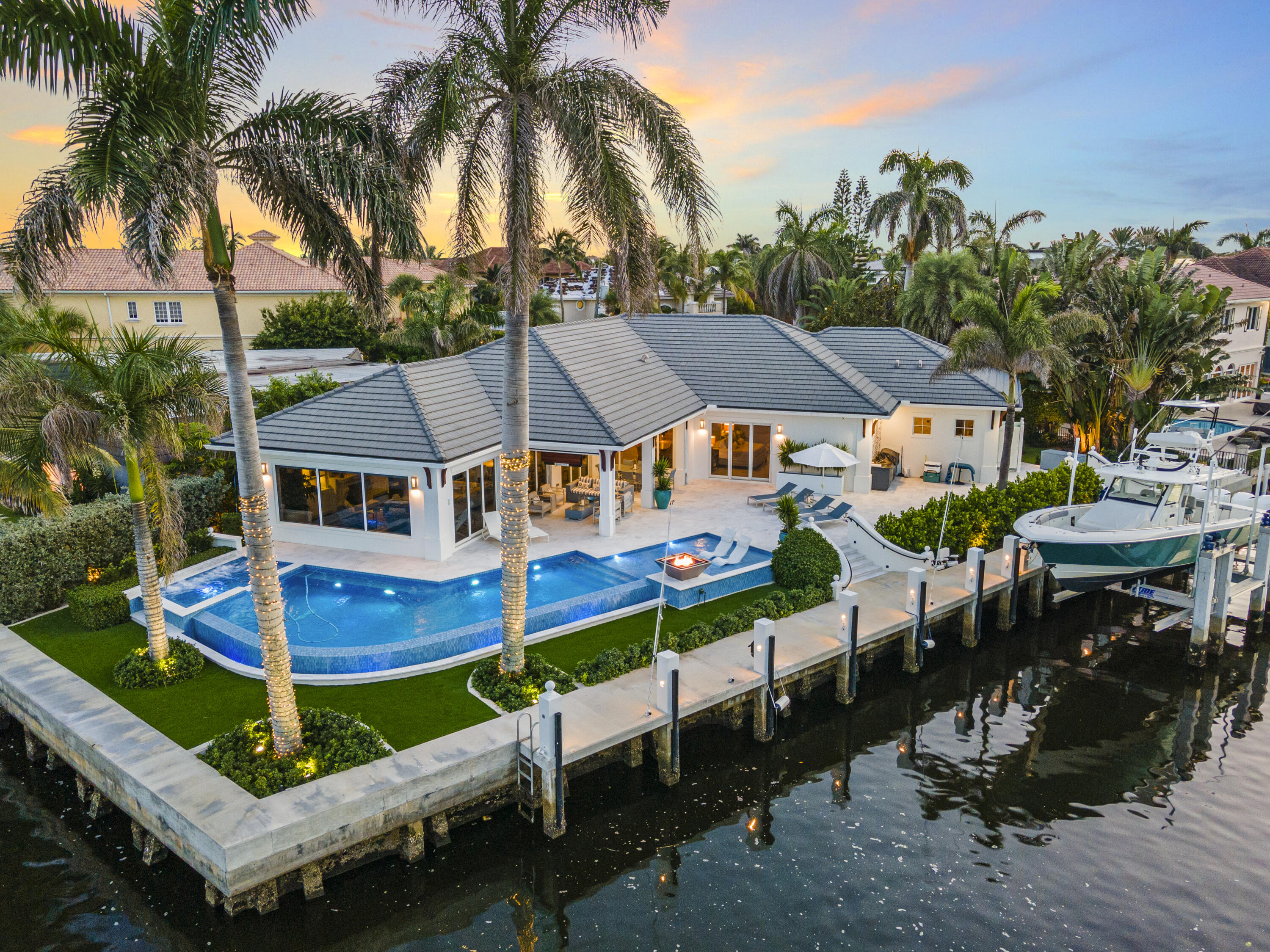 Photo 1 of 975 Banyan Drive, Delray Beach, Florida, $7,600,000, Web #: 11046778