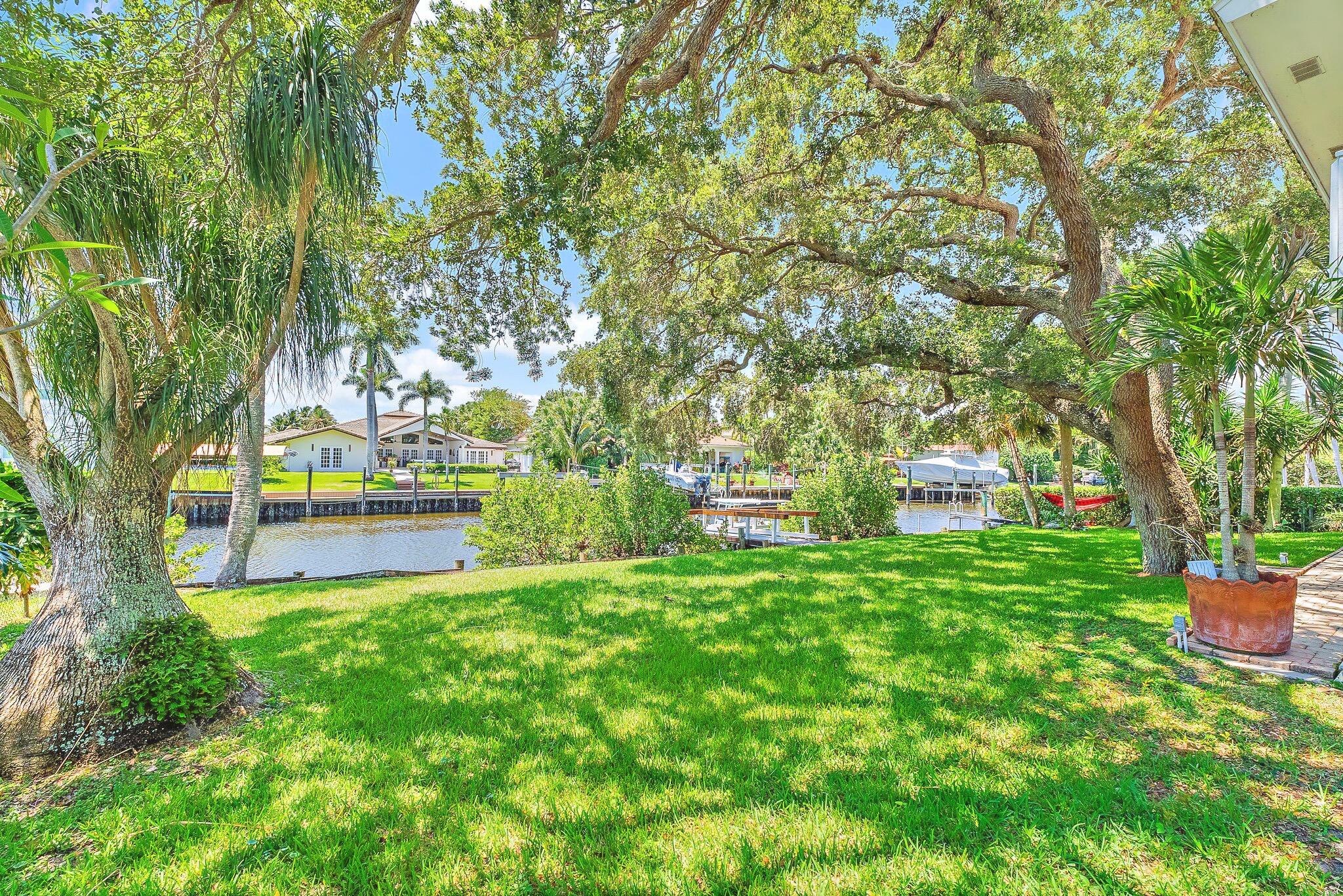 Property for Sale at 2438 Inland Cove Road, Palm Beach Gardens, Palm Beach County, Florida - Bedrooms: 4 
Bathrooms: 3  - $2,725,000