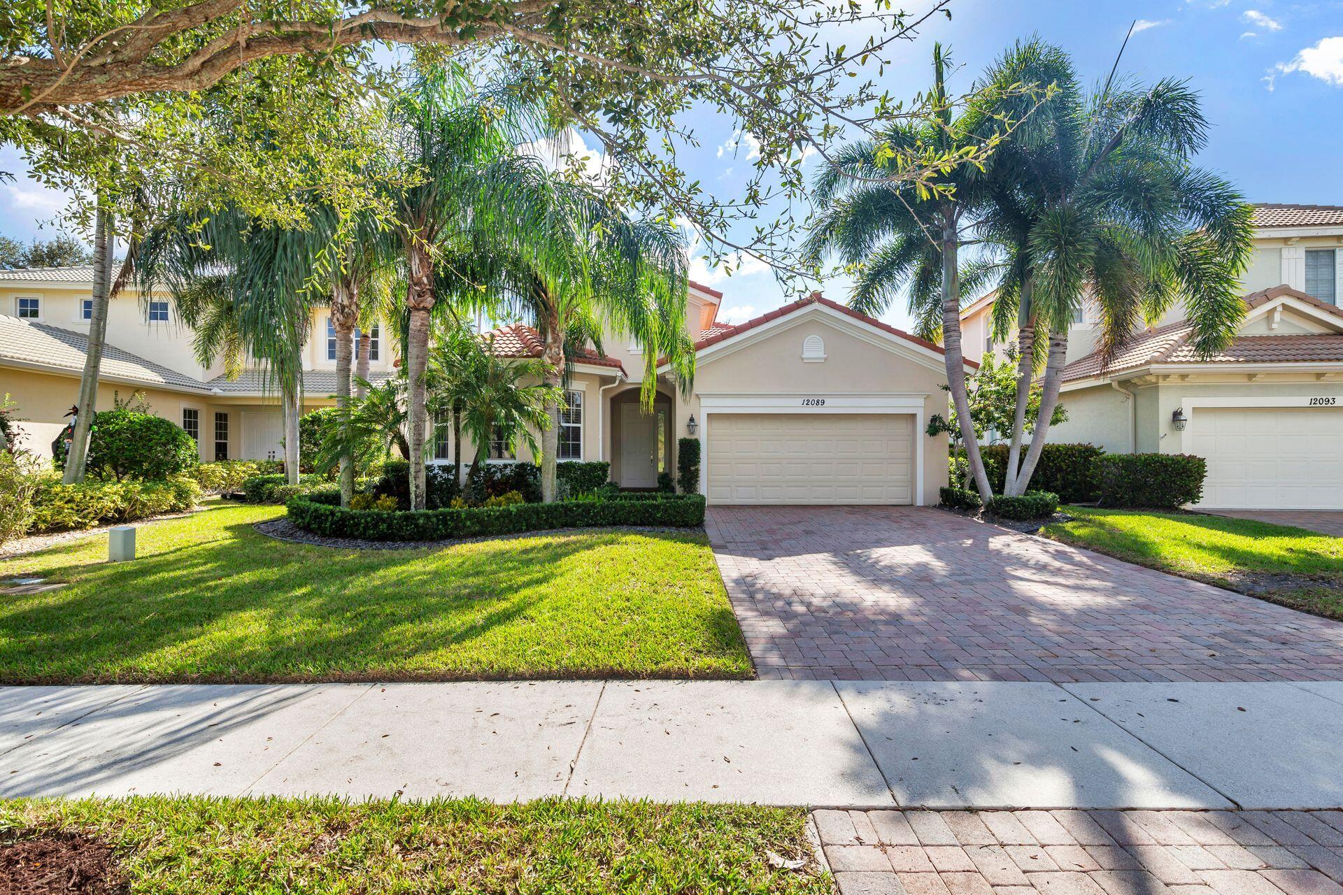 12089 Aviles Circle, Palm Beach Gardens, Palm Beach County, Florida - 3 Bedrooms  
2.5 Bathrooms - 