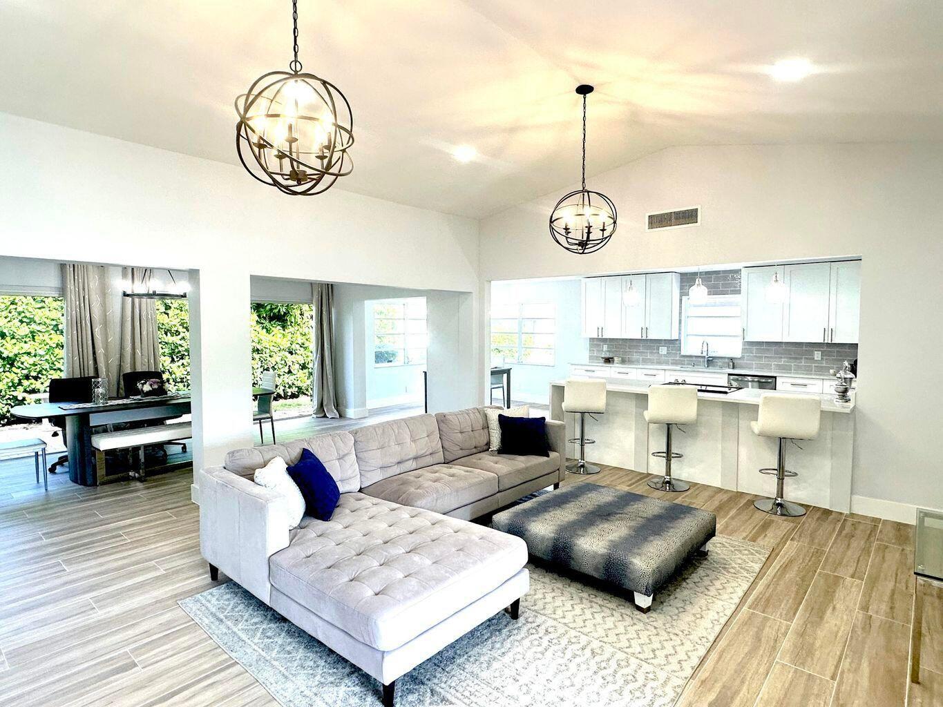 10723 Greentrail Drive, Boynton Beach, Palm Beach County, Florida - 3 Bedrooms  
2 Bathrooms - 