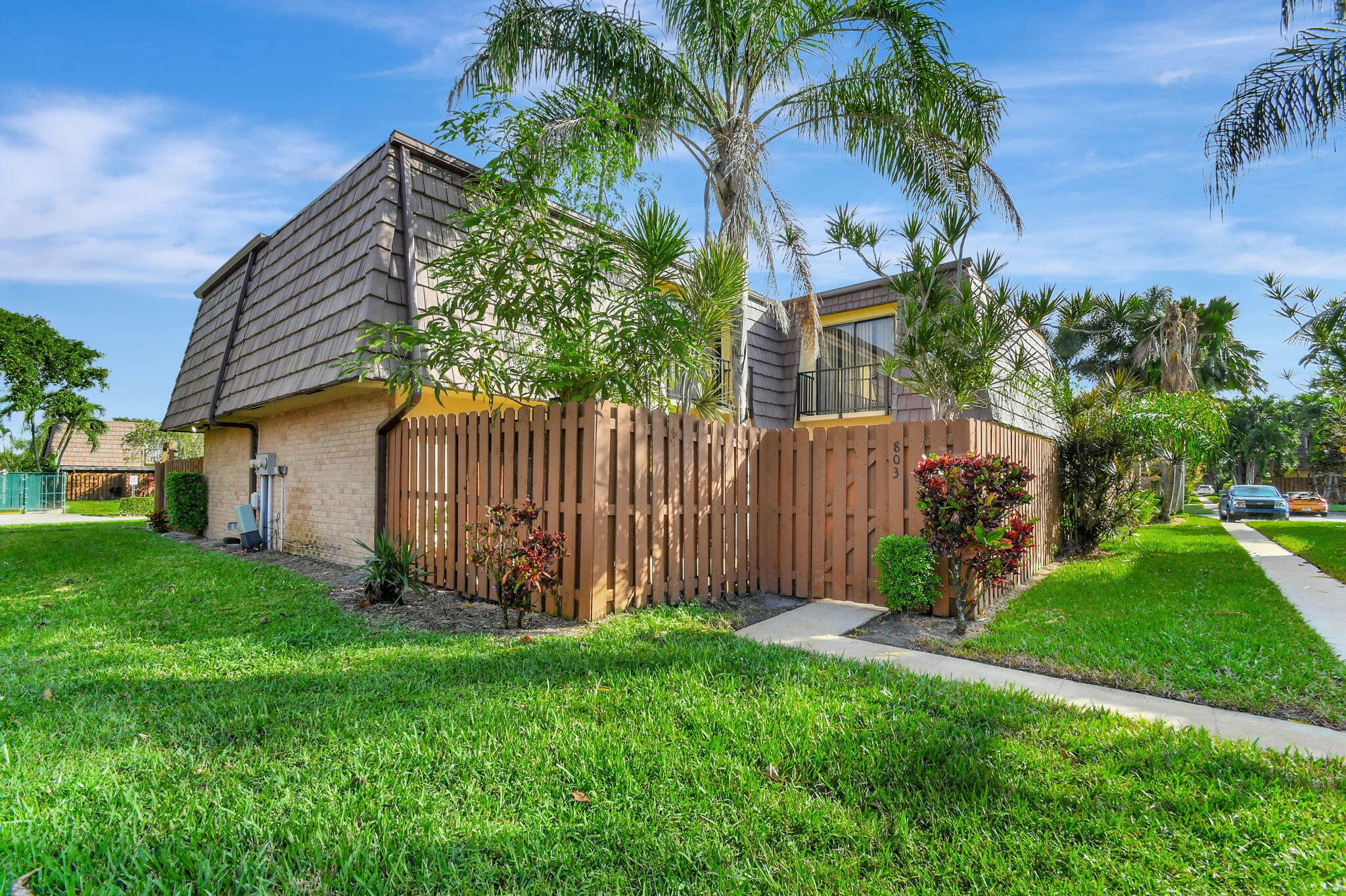 803 Springdale Circle, Palm Springs, Miami-Dade County, Florida - 3 Bedrooms  
2.5 Bathrooms - 