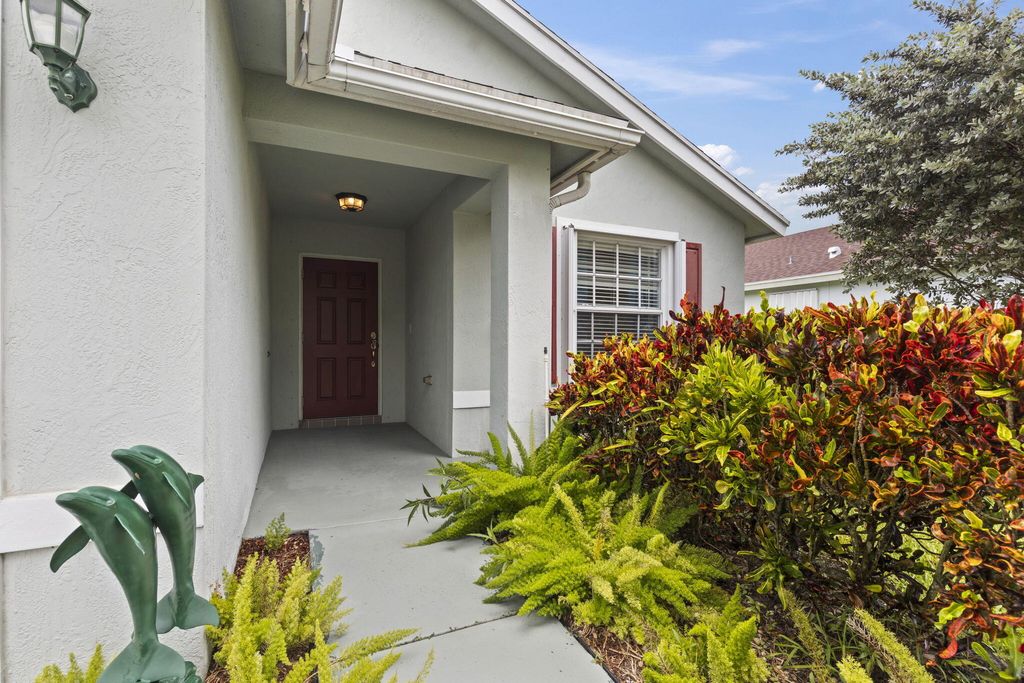 Photo of 2683 SW Marquis Terrace, Stuart, FL 34997 (MLS # RX-11095077)