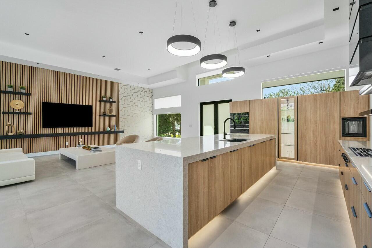 Property for Sale at 751 Pelican Way, North Palm Beach, Miami-Dade County, Florida - Bedrooms: 4 
Bathrooms: 3  - $1,895,000