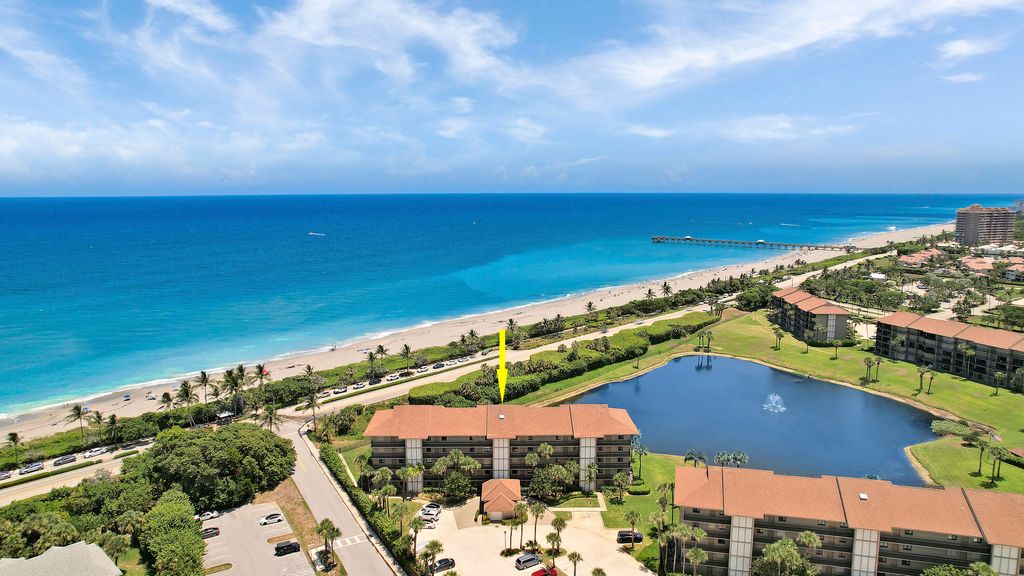 Photo of 101 S Seas 204 Drive #204, Jupiter, FL 33477 (MLS # RX-11125068)