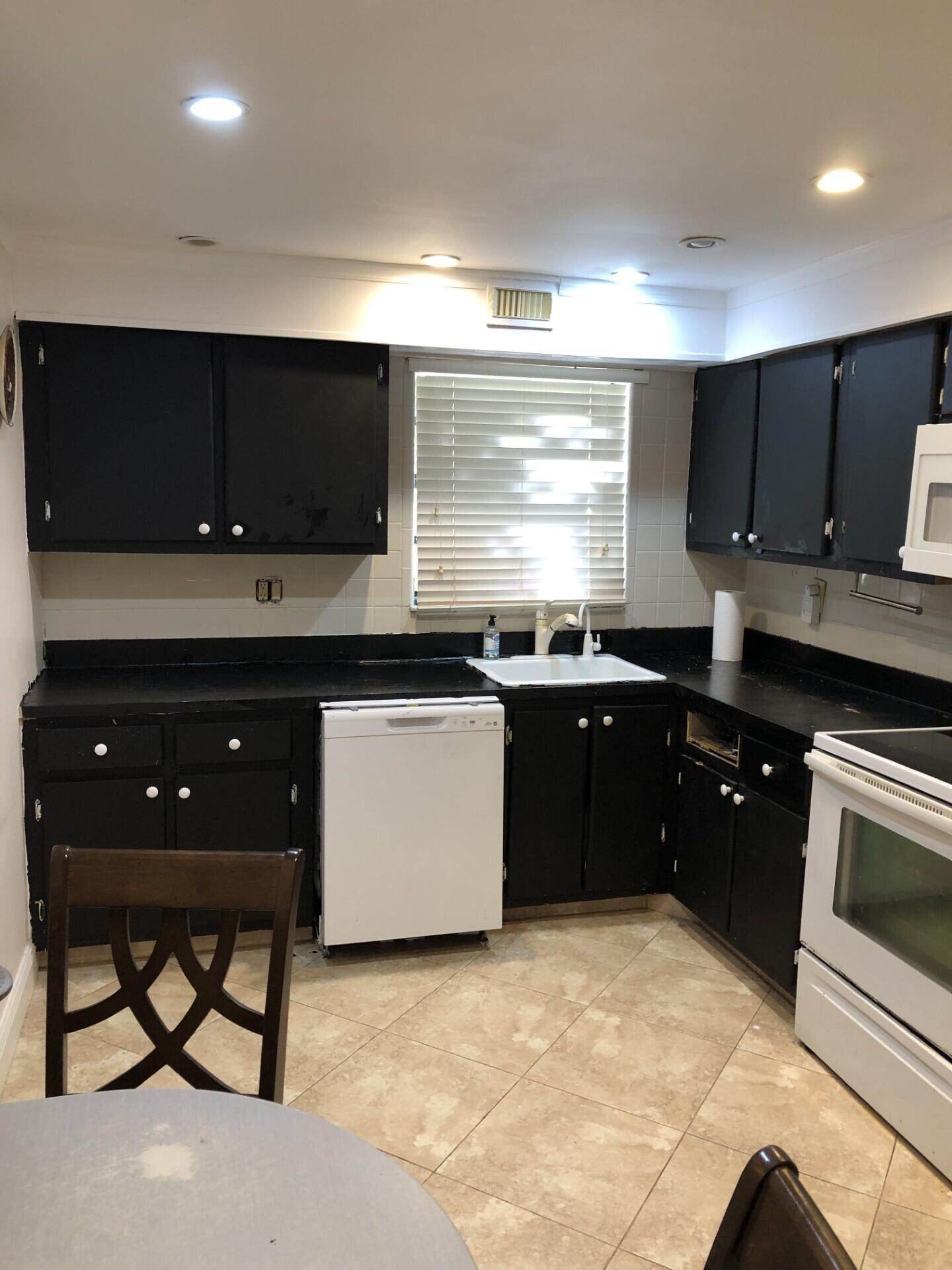 500 Piedmont K K, Delray Beach, Palm Beach County, Florida - 2 Bedrooms  
2 Bathrooms - 